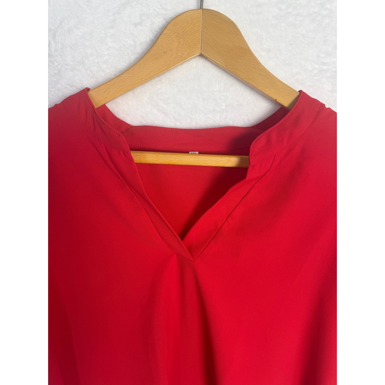 Red Short Sleeve Split V-Neck Blouse XXL High-Low Hem Casual Top NWOT