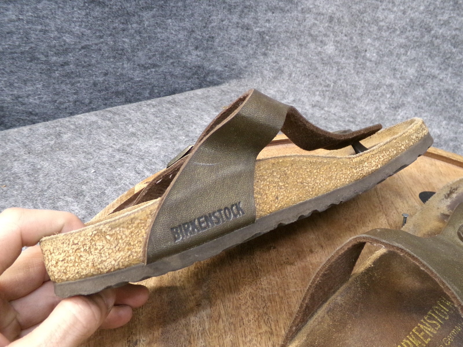 Birkenstock Womens Gizeh Brown Bronze Birko-Flor Thong Sandals Size 38 US 7 Reg.
