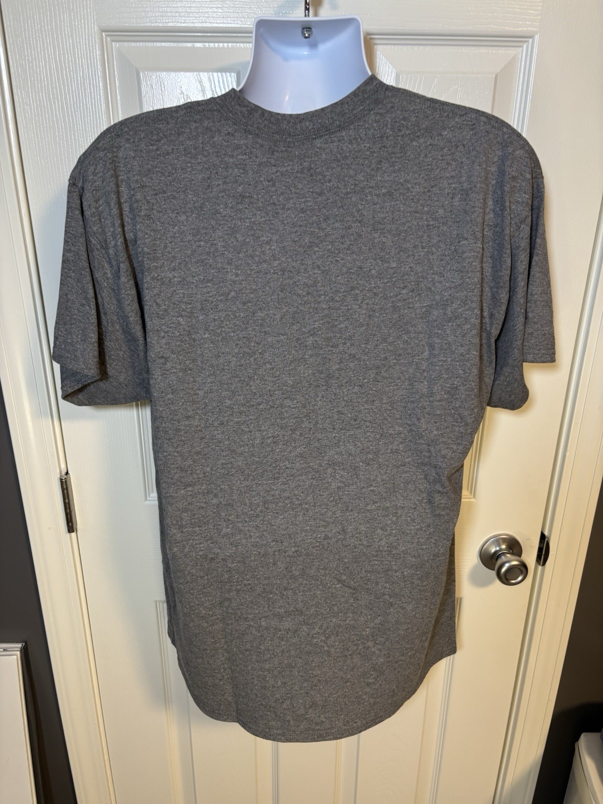 Gildan Heavy Cotton Gray Snake Pit Legend Graphic Crew Neck T-Shirt XL