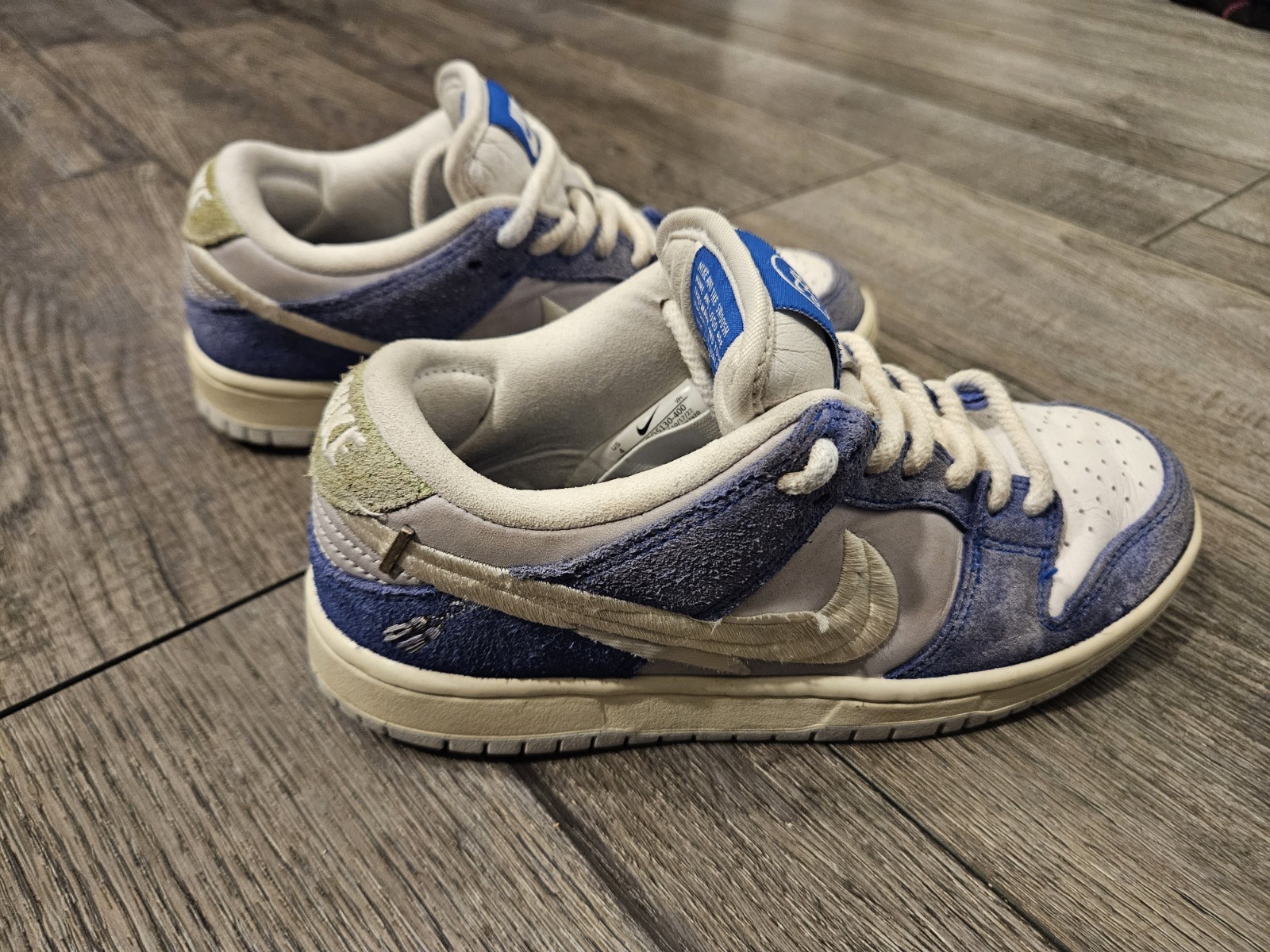 Nike SB Dunk Low Fly Streetwear “Gardenia” White Blue Suede women’s 4