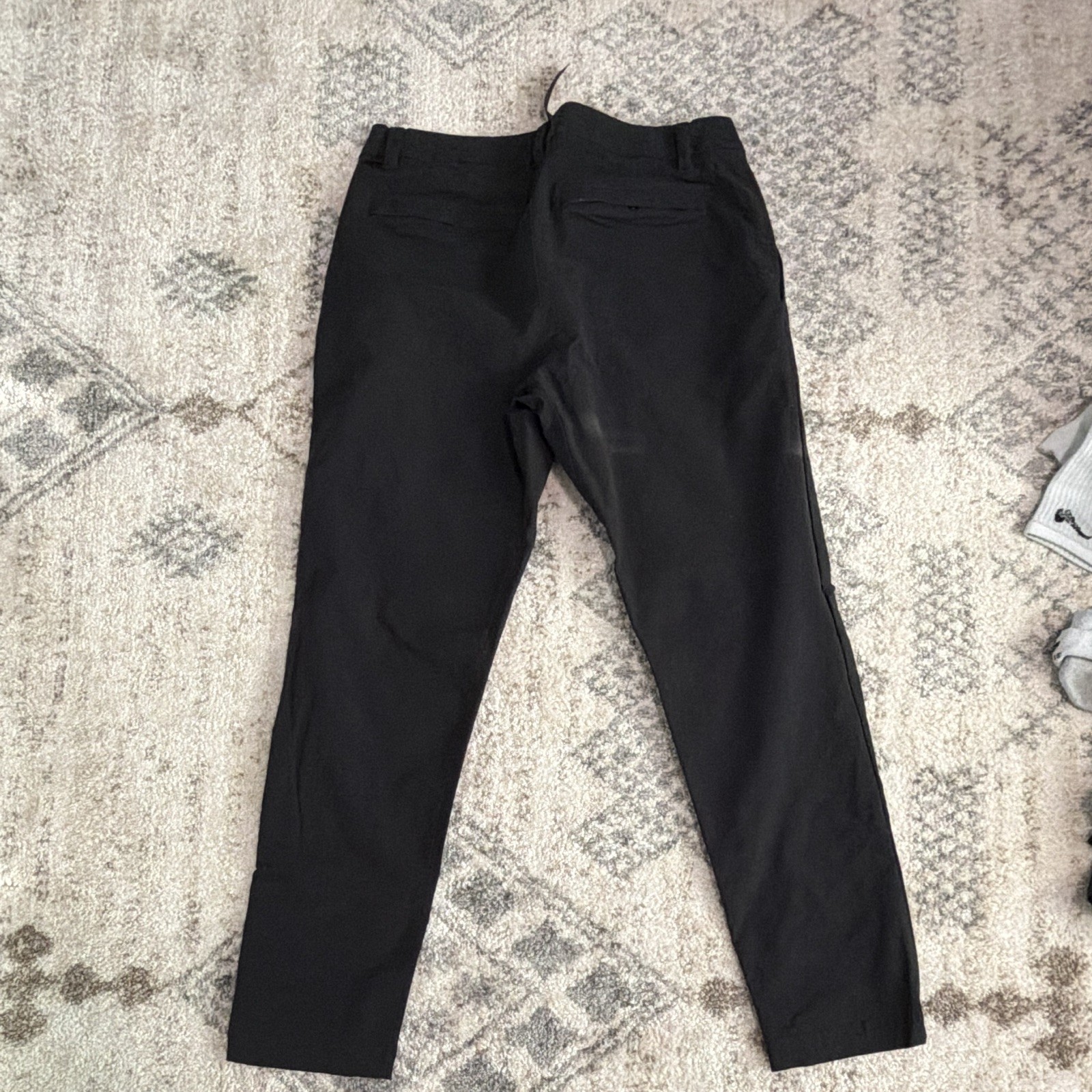 Lululemon ABC Men’s Black Slim Tapered Knit Pants Stretch Pockets 31W
