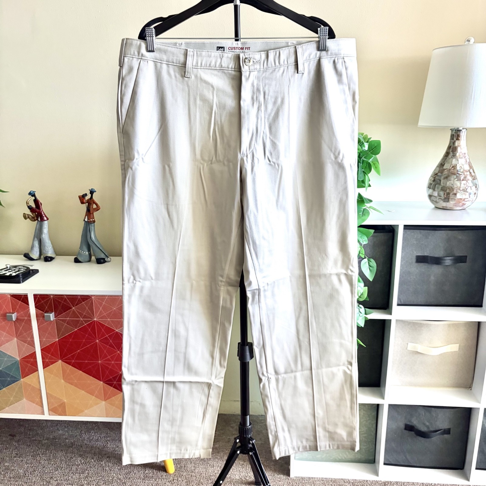 EUC Lee Custom Fit Regular Straight Leg Khaki Men’s Pants 40×32 Jeans