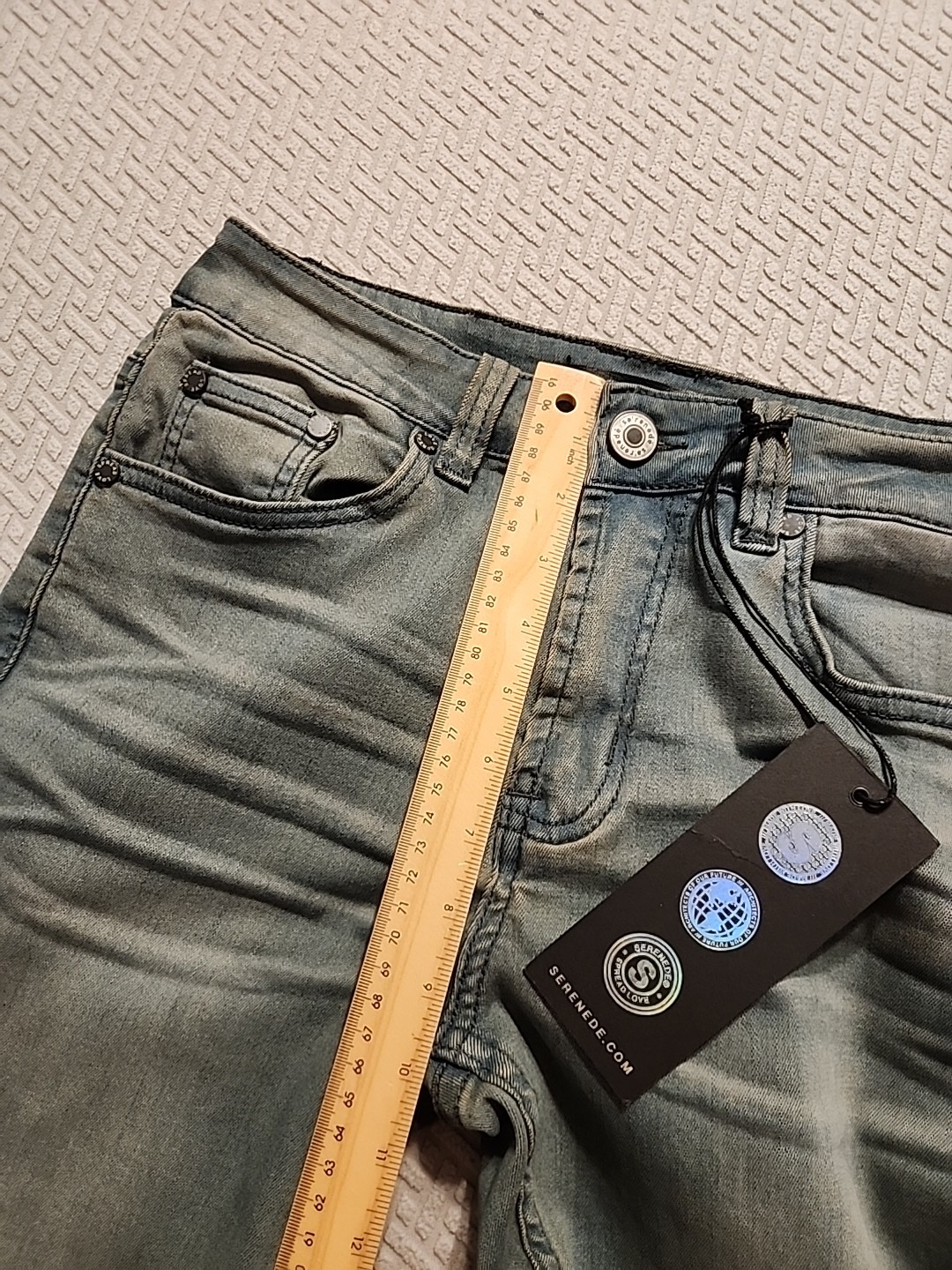 NEW Serenede Men’s “Aged Blue ” jeans size 30×32 NWT streetware slim jeans