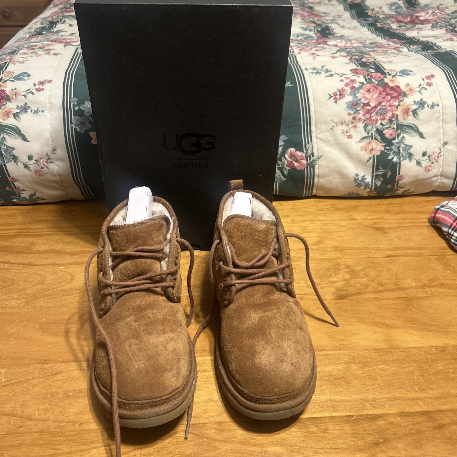 UGG Australia 3236 Neumel Boots for Men, Size 10 – Chestnut EXCELLENT