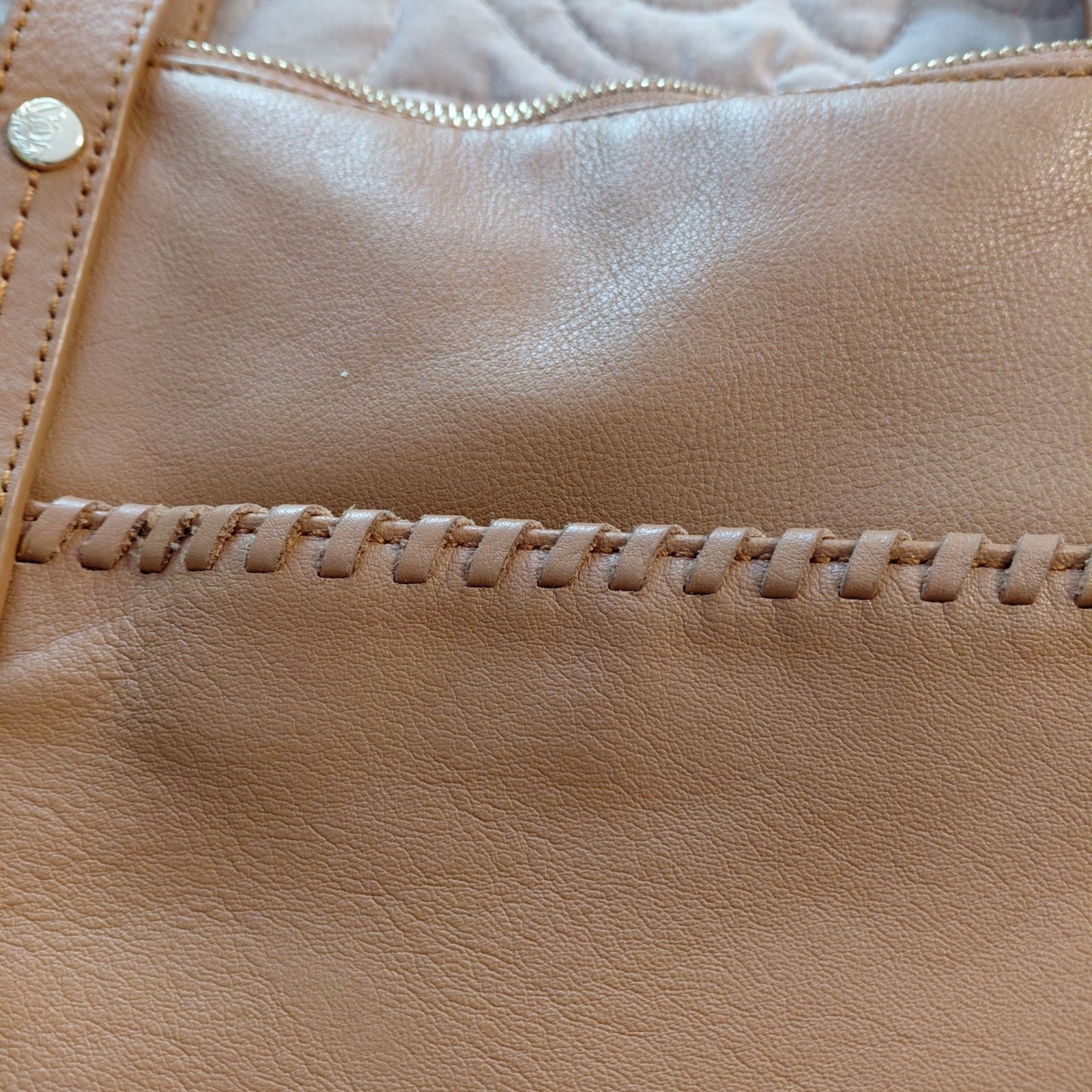 Tommy Bahama big leather bag accent stitching logo hangtag