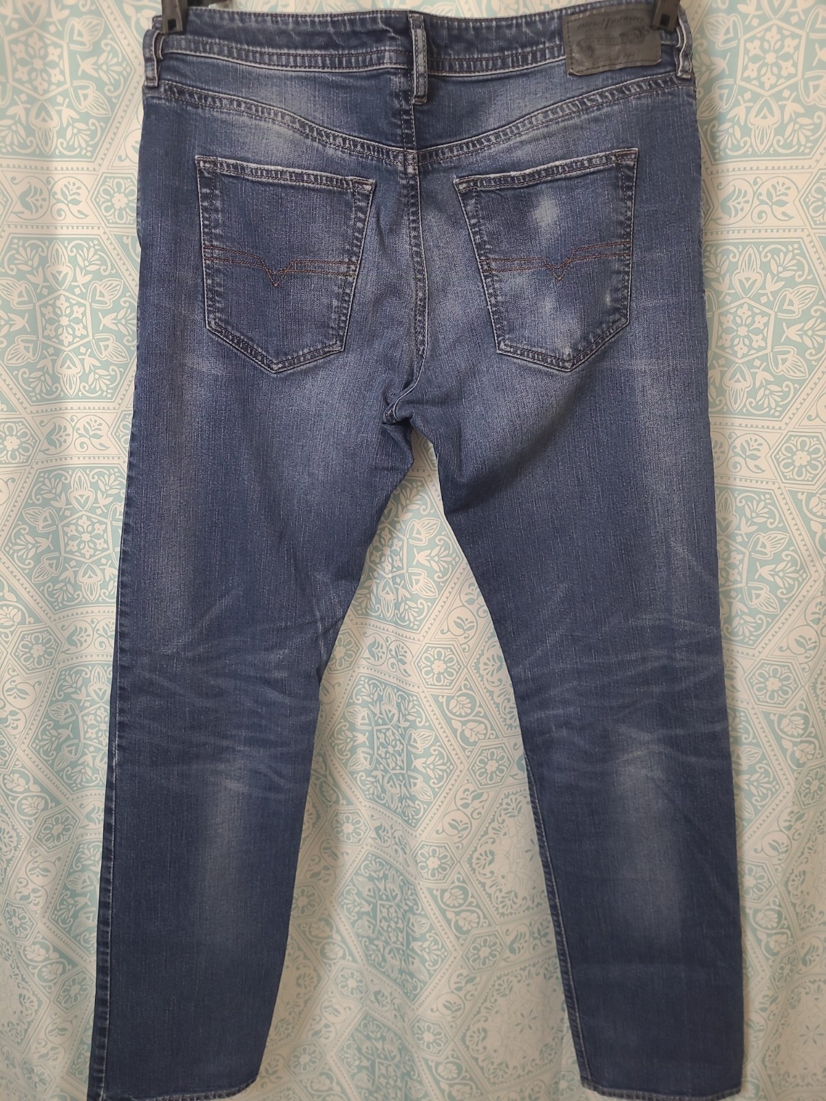 Diesel, Buster, Jean W33XL31