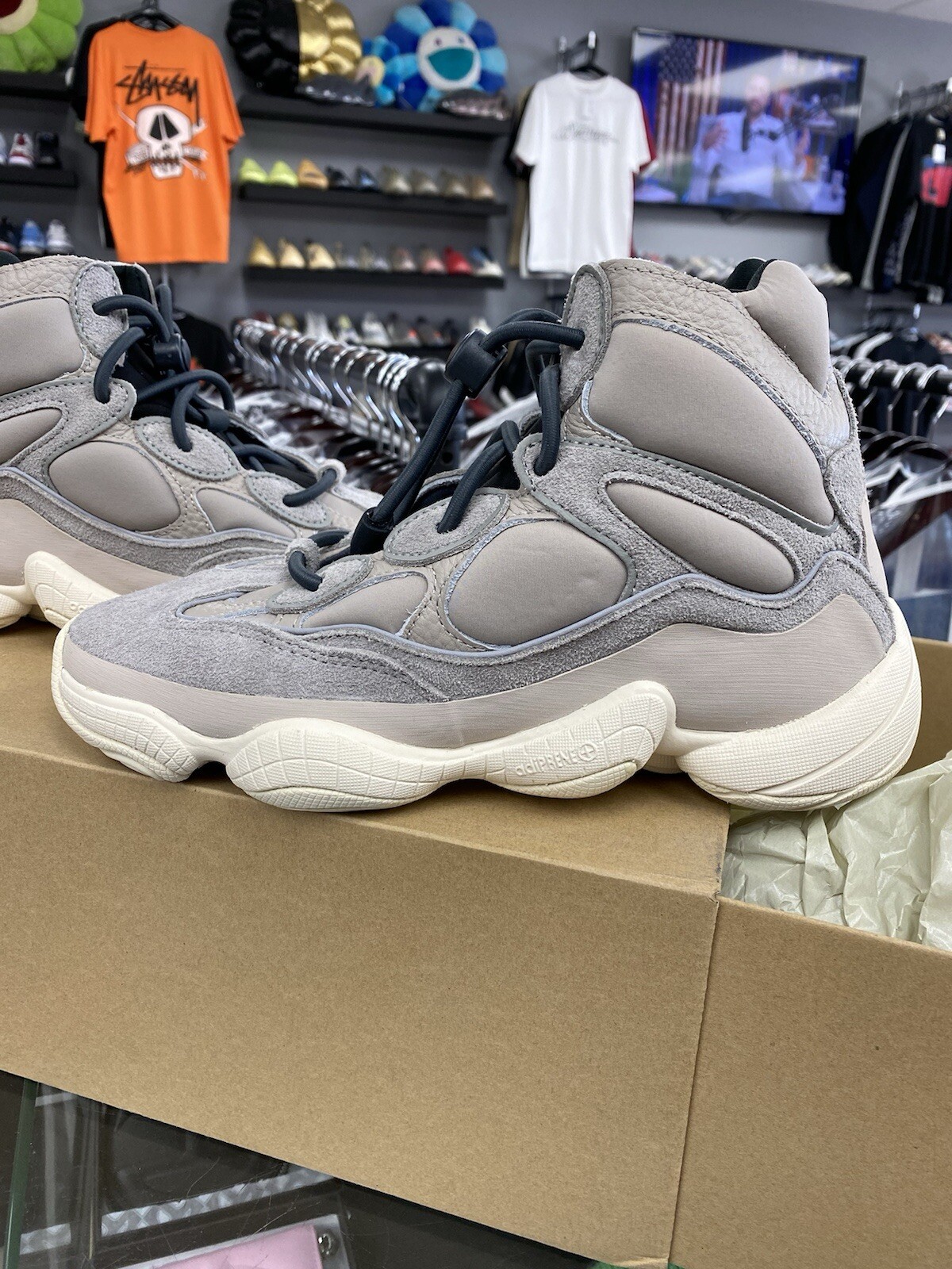 Adidas Yeezy Boost 500 High Mist GV7775 Size 9 Authentic