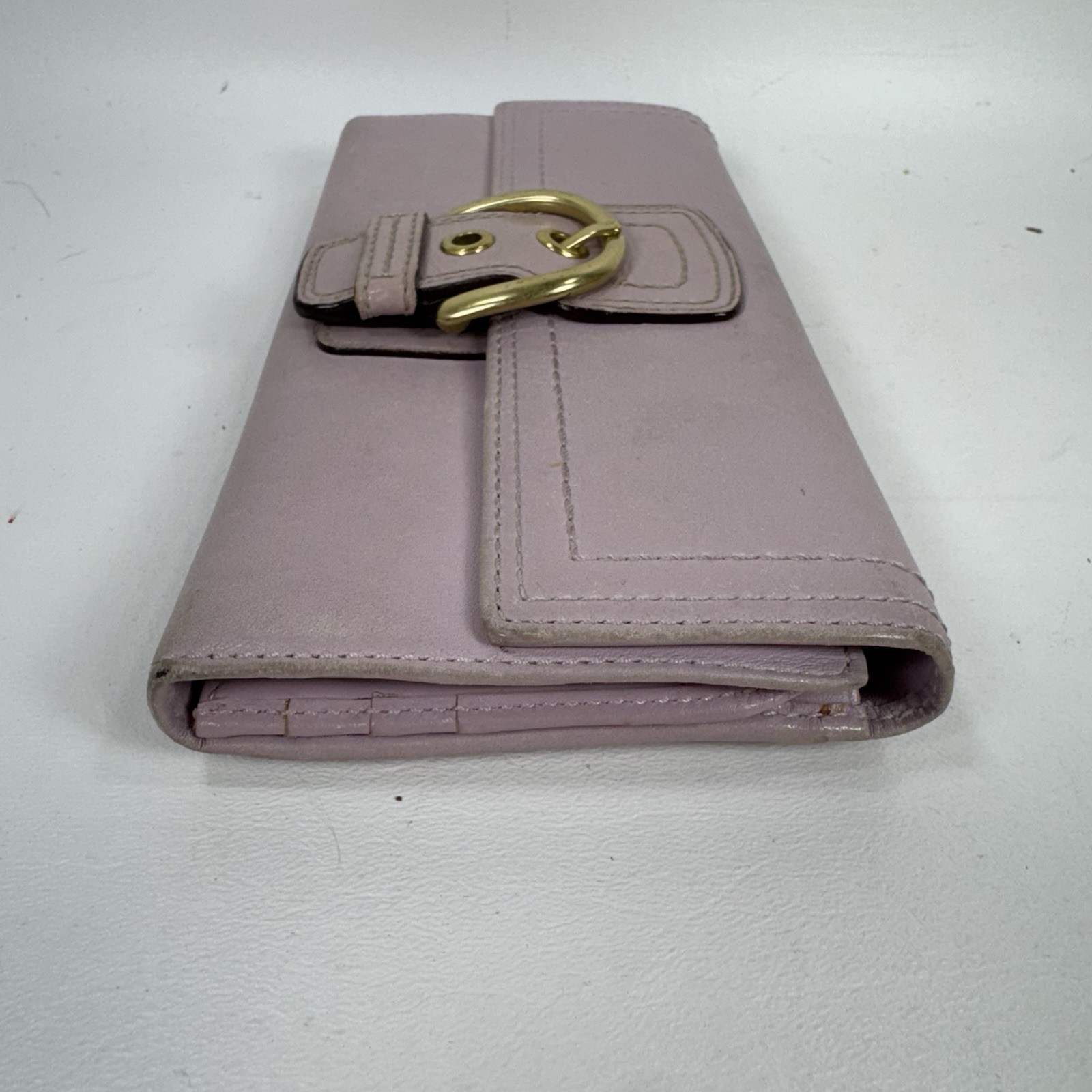 Coach Vintage Soho Purple Lilac Leather Buckle Magnetic Folding Long Wallet