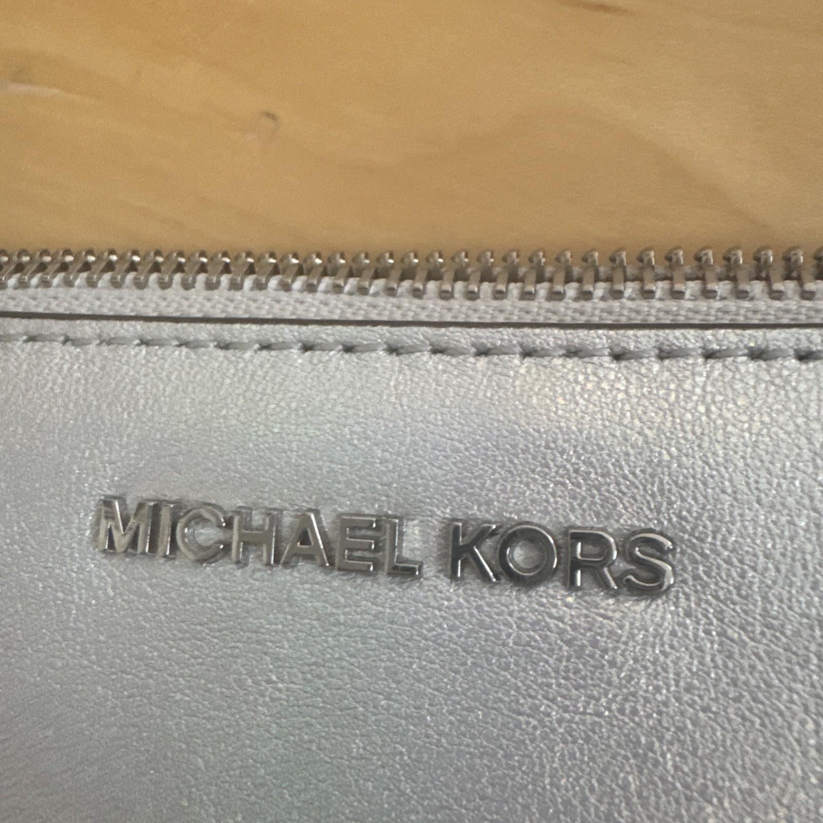 MICHAEL KORS Jet Set Chain MD Zip Saffiano Leather Pouchette bag