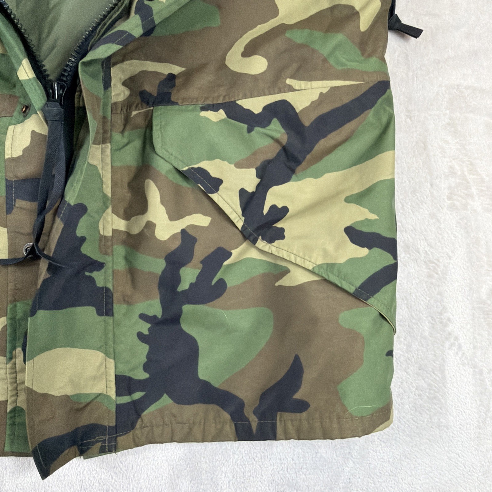 Woodland Camo Goretex Parka Jacket Cold Weather ECWCS Medium Regular