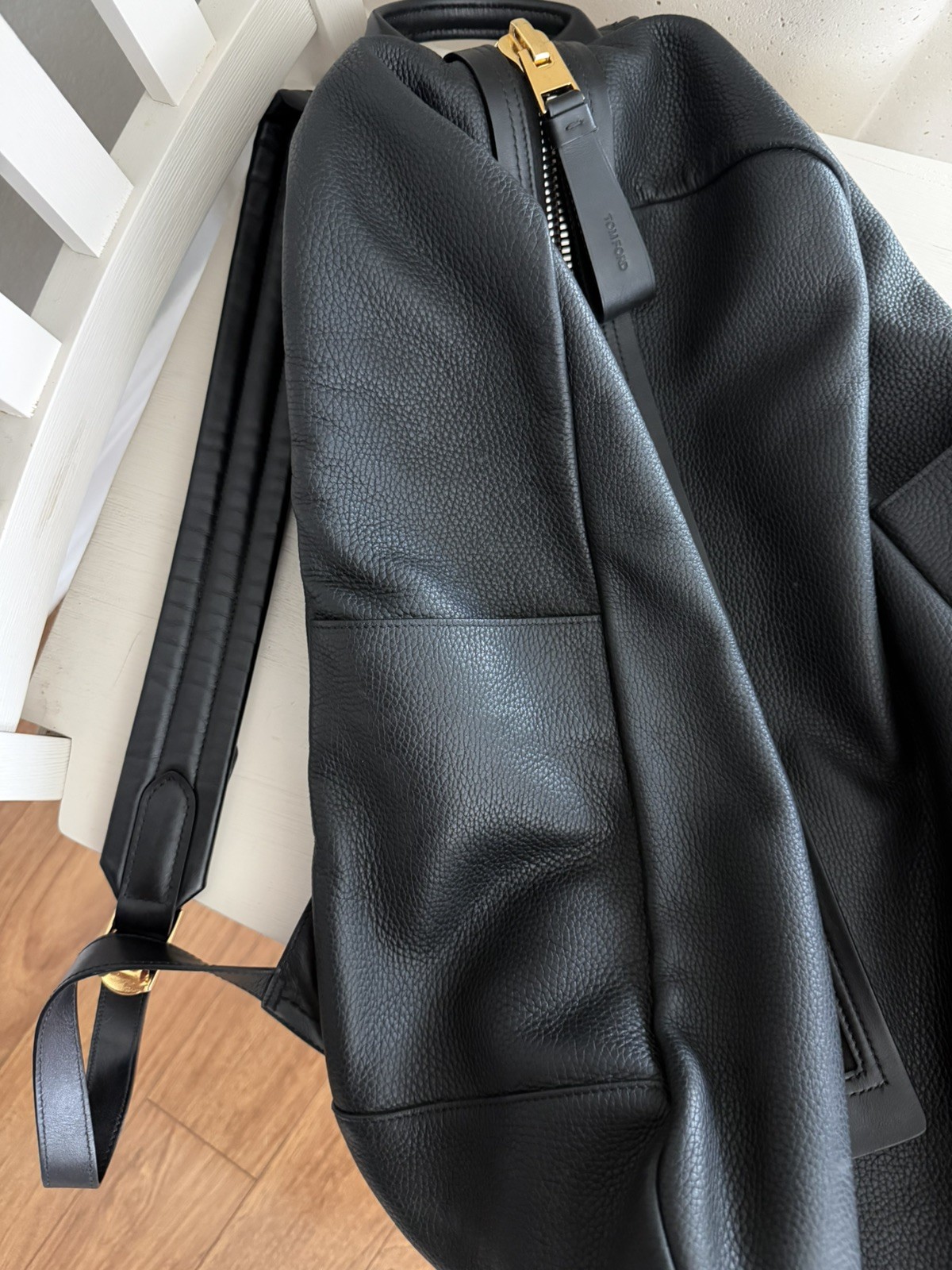 Tom Ford Buckley Leather Vertical Zipper Backpack in Black Gold – Used