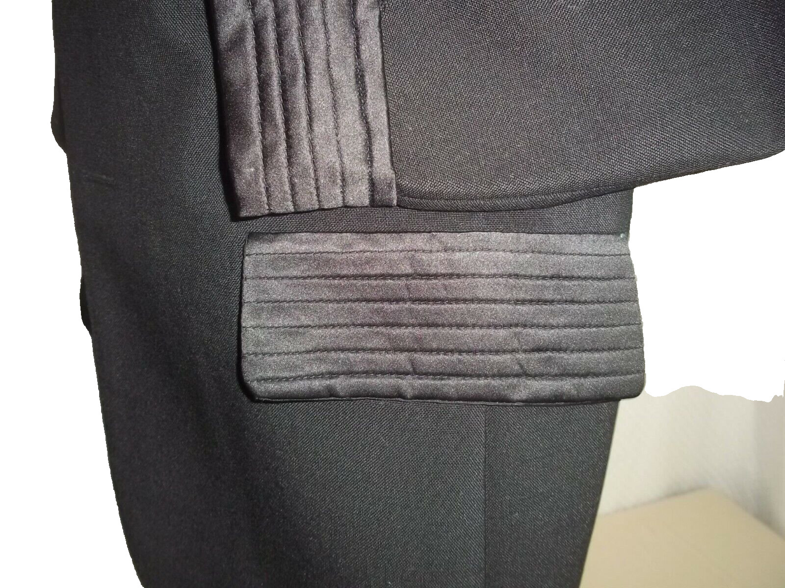 ! Giorgio Beverley Hills Collared Lapel Black 4Buttons Wool Smoking Jacket 38R