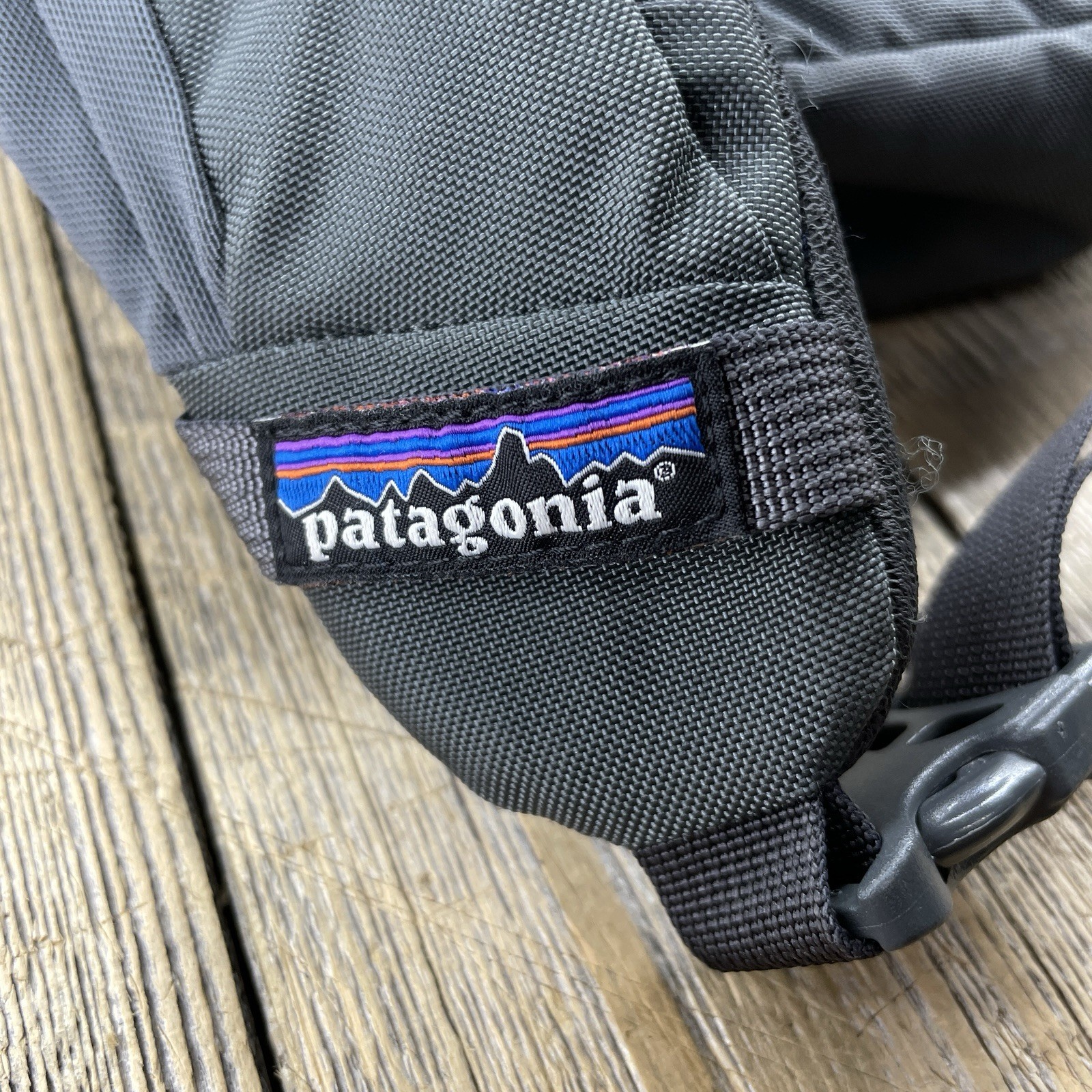 Patagonia Atom 8L Sling Crossbody Bag Backpack Travel Purse TEAL GRAY 48261 VGC