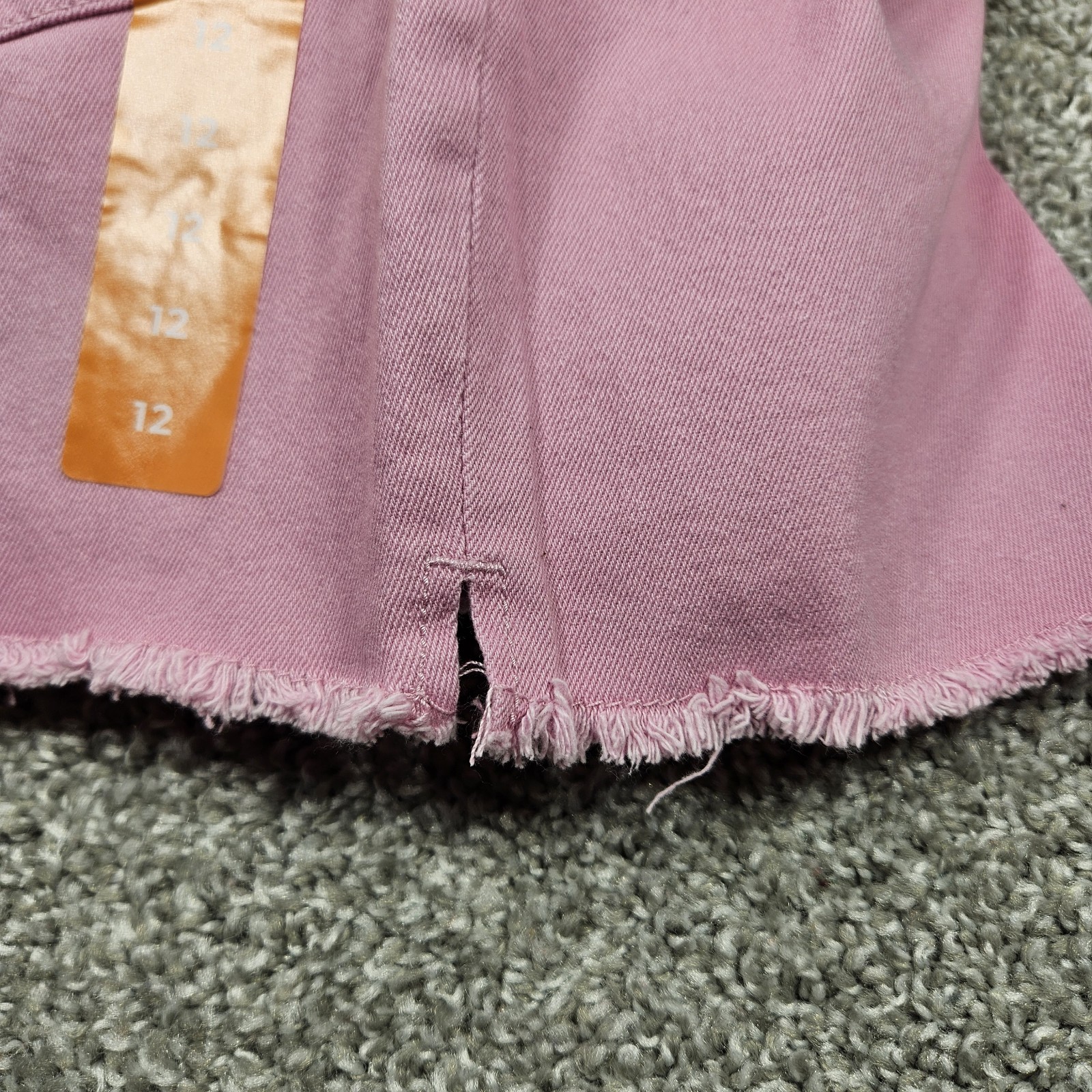 Seven7 Shorts Women’s Size 12 Fray Hem High Rise Denim Pastel Lavendar Zip
