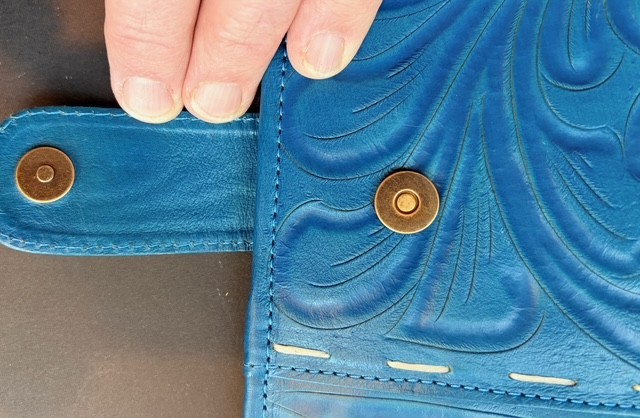 Ladies Blue Tooled Leather Wallet (NWT) Paraguay