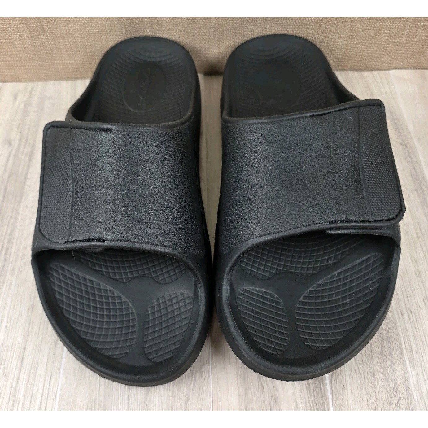 Oofos Ooahh Sport Flex Recovery Slip On Slides Women’s 8 Men’s 6 Black Sandals