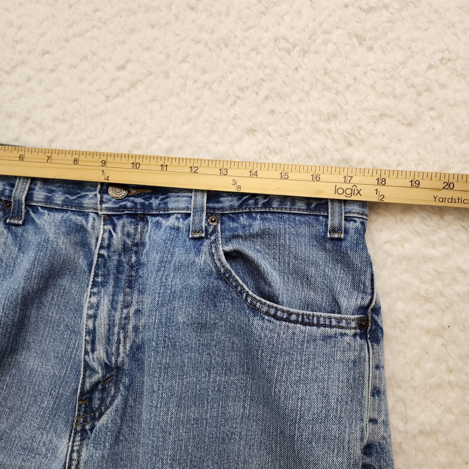 Levi Strauss & Co Signature Relaxed Mens W36 x L32 100% Cotton Light Blue Wash
