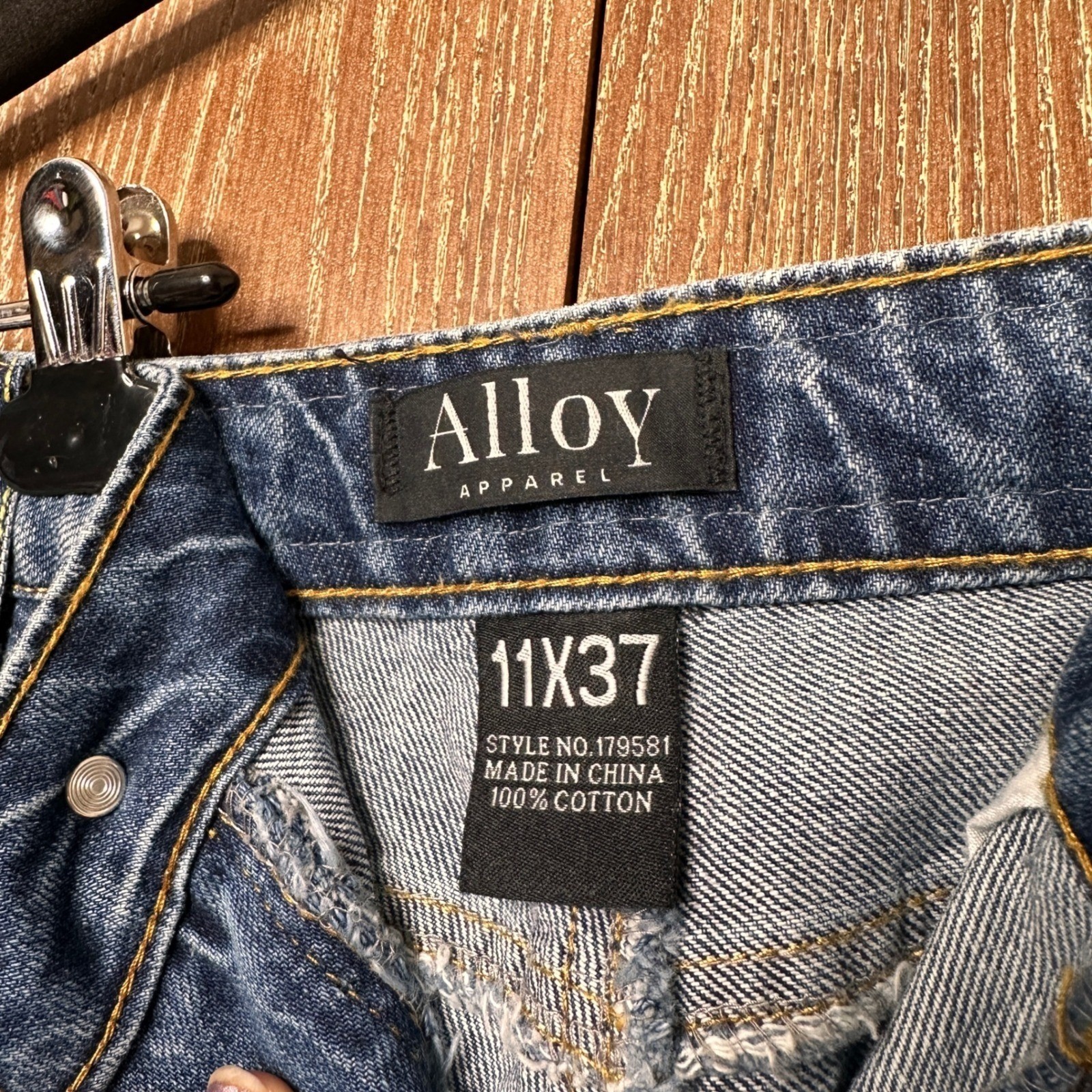 Alloy Apparel Distressed Jeans Beaded Waistband Size 11×37 Straight Skinny Leg