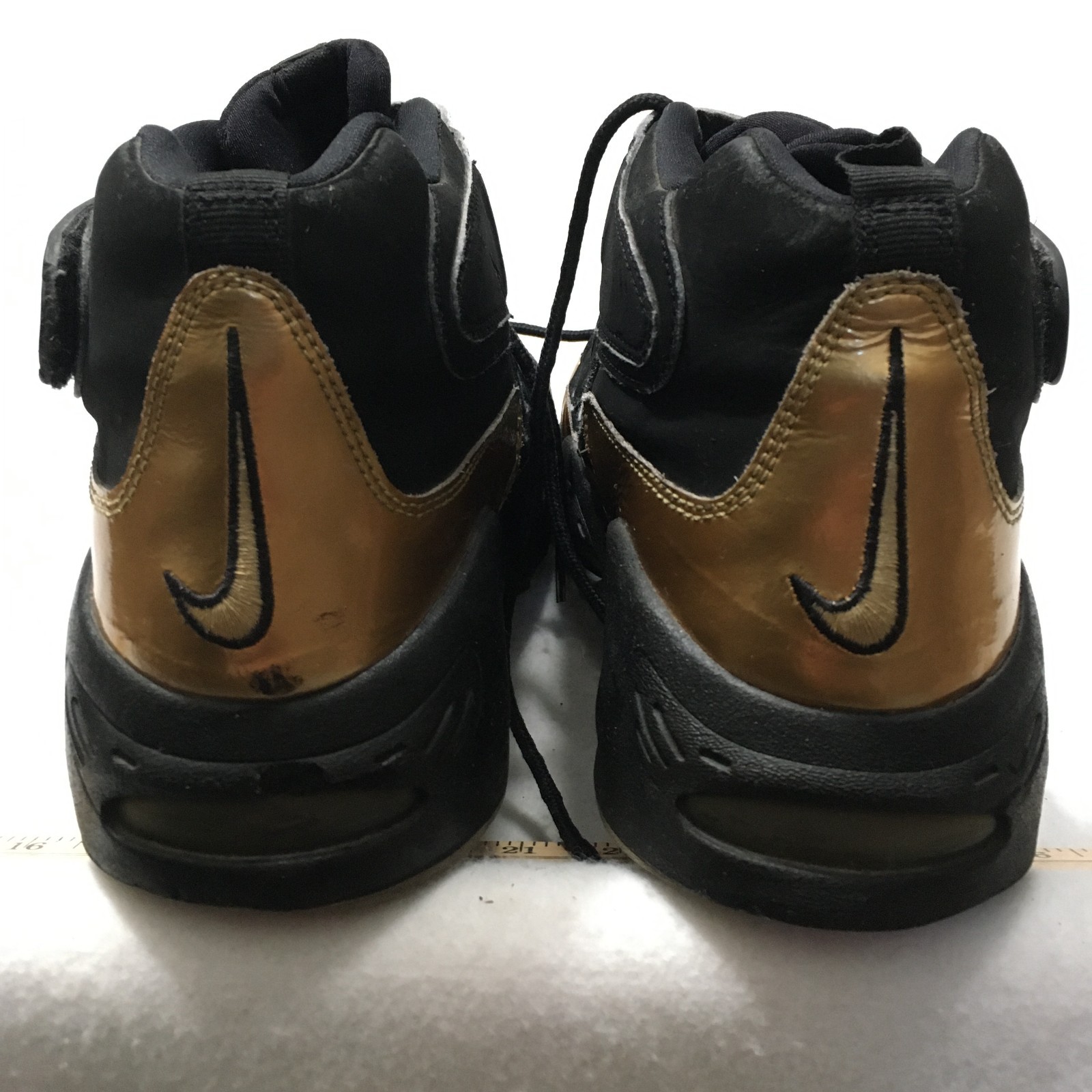 Nike Air Griffey Max 1 Size 11 gold 354912-006 date 2013 #24