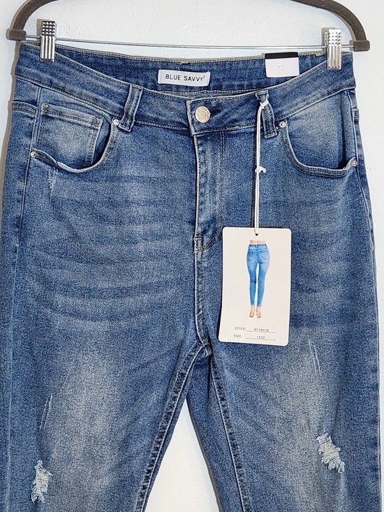 Blue Savvy Distressed Skinny Jeans Size 15/32 NWT