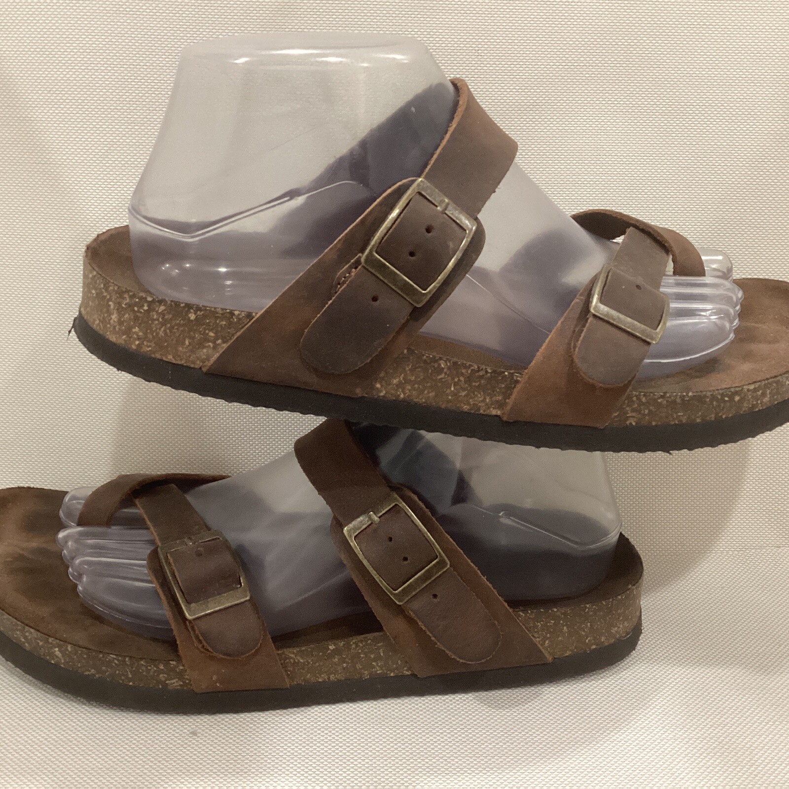 Mountain Sole Ladies Sandals Brown Leather Buckle Flat Flexible Size 9