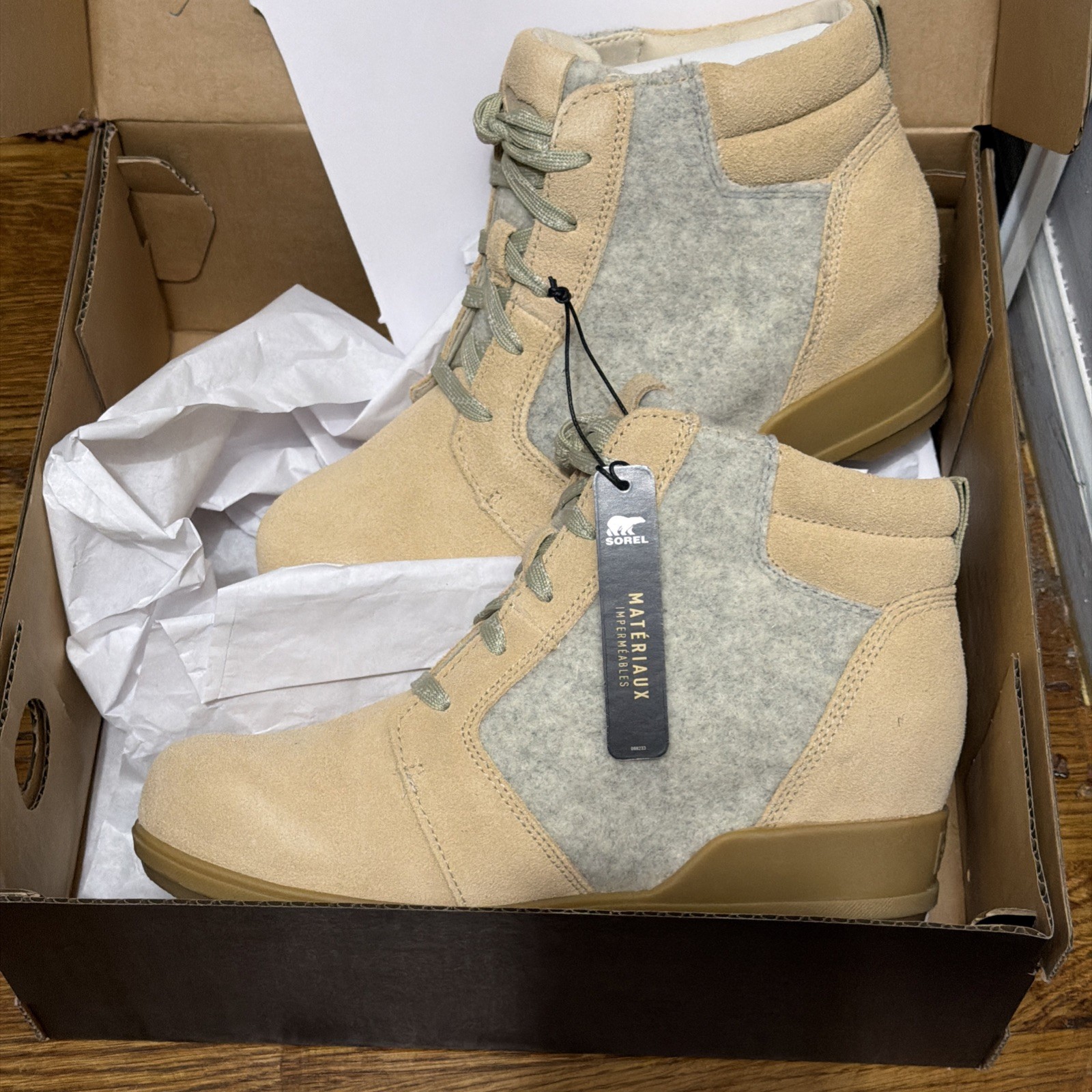 Sorel Women’s Evie Ankle Lace Bootie Tan Suede Gray Felt Sz 8.5