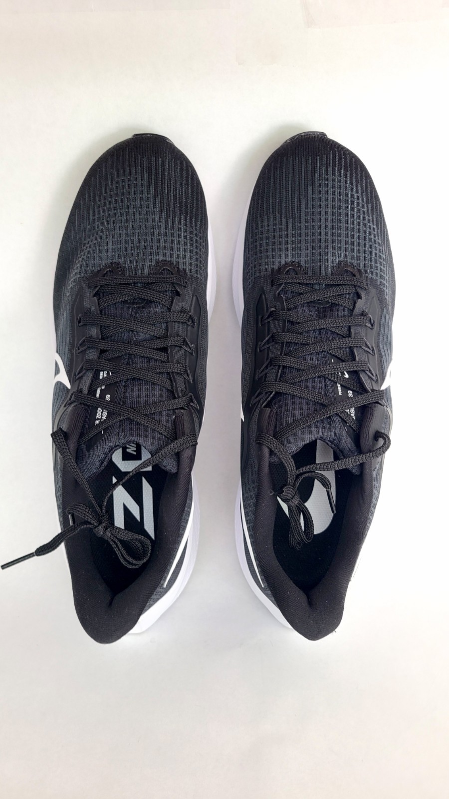 Nike Air Zoom Pegasus 39 Running Shoes Men’s Size 13 Black White DH4071-001 NEW