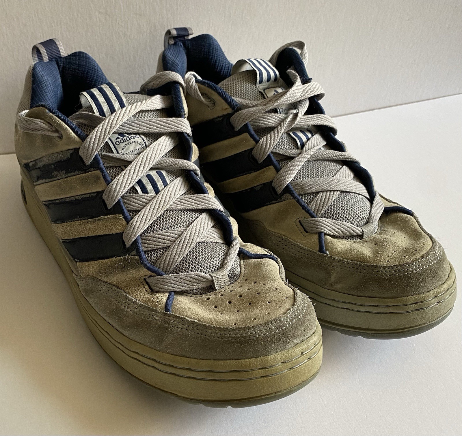 Vintage 2002 Suede Adidas Mens Skate Shoes Sneakers Size 12.5 | ART NO. 146684