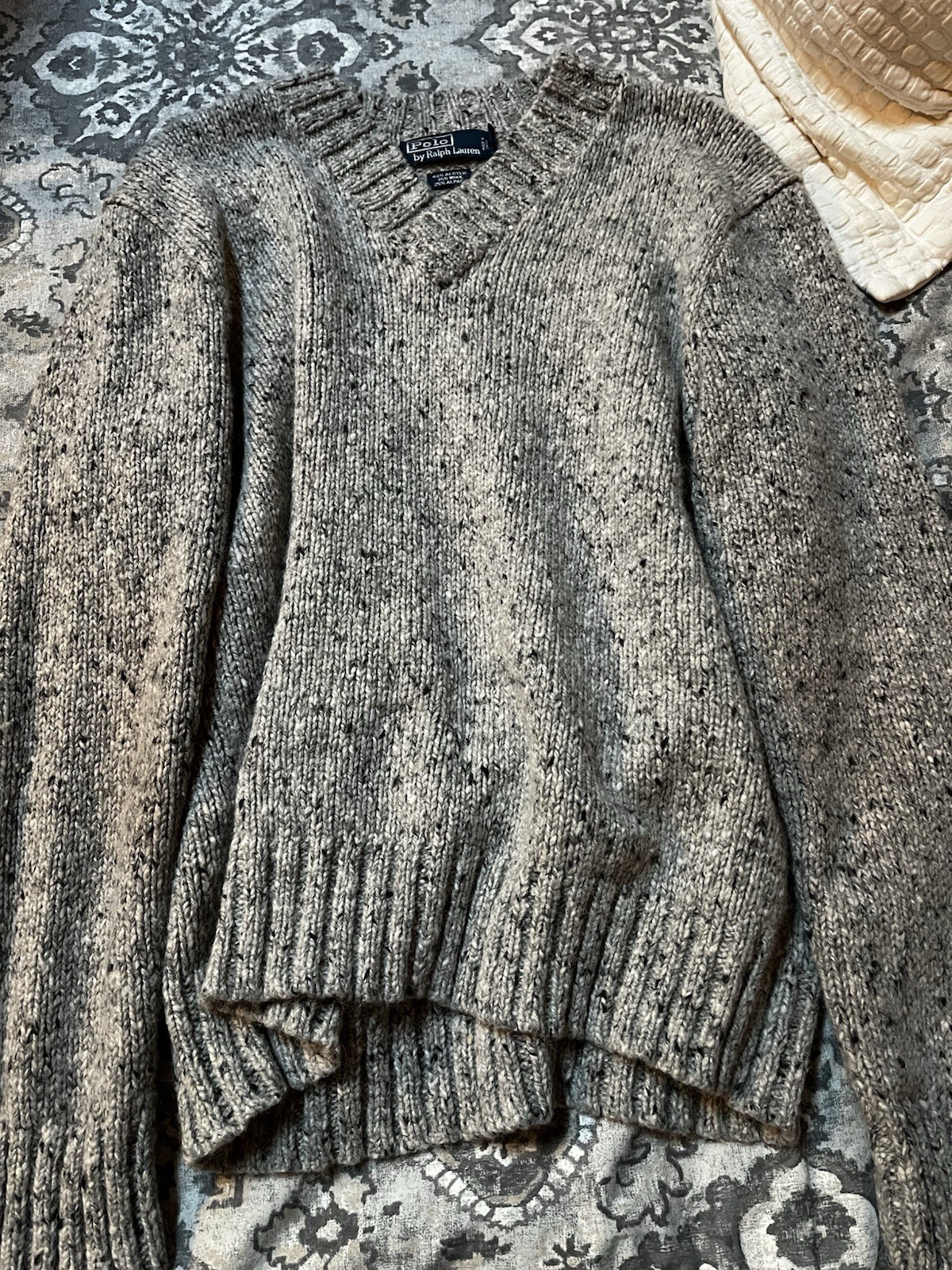 Polo Ralph Lauren Men’s Gray V-Neck Knit Pullover Sweater w/ Elbow Patches