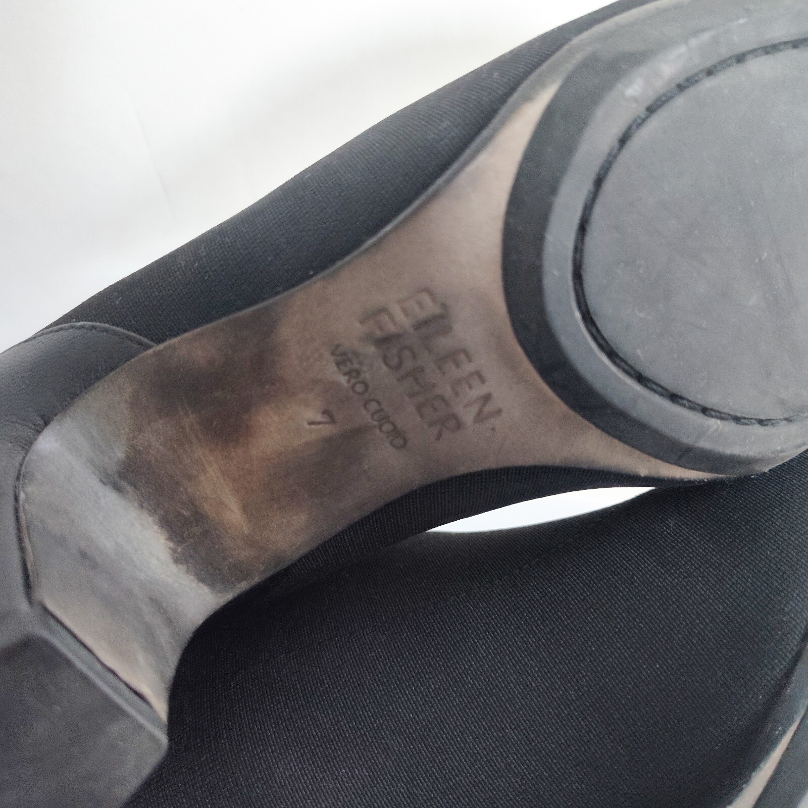 Eileen Fisher Microfiber Leather Sole Choked-up Low Heel Modern Pumps Size 7