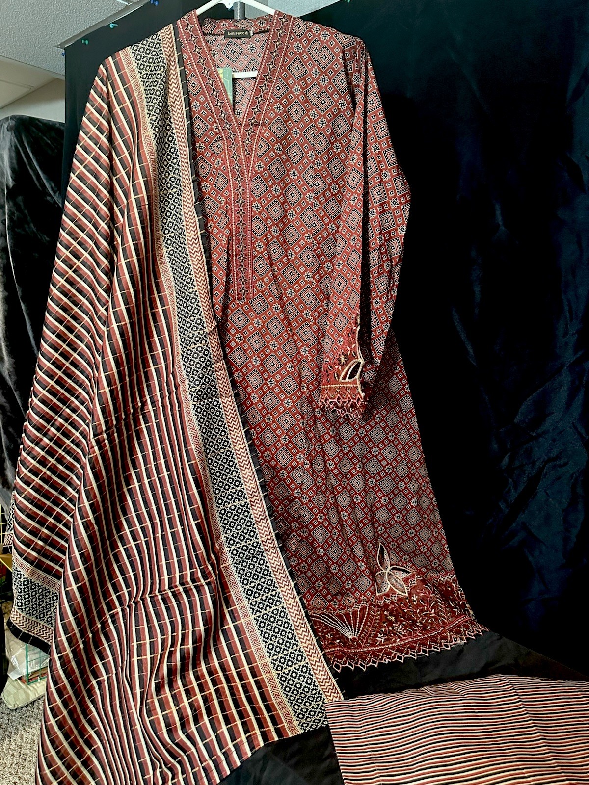 Bin Saeed Lawn Cotton 3 Pc Suit-premium Cut Work Emb- Aline Style-M – $44