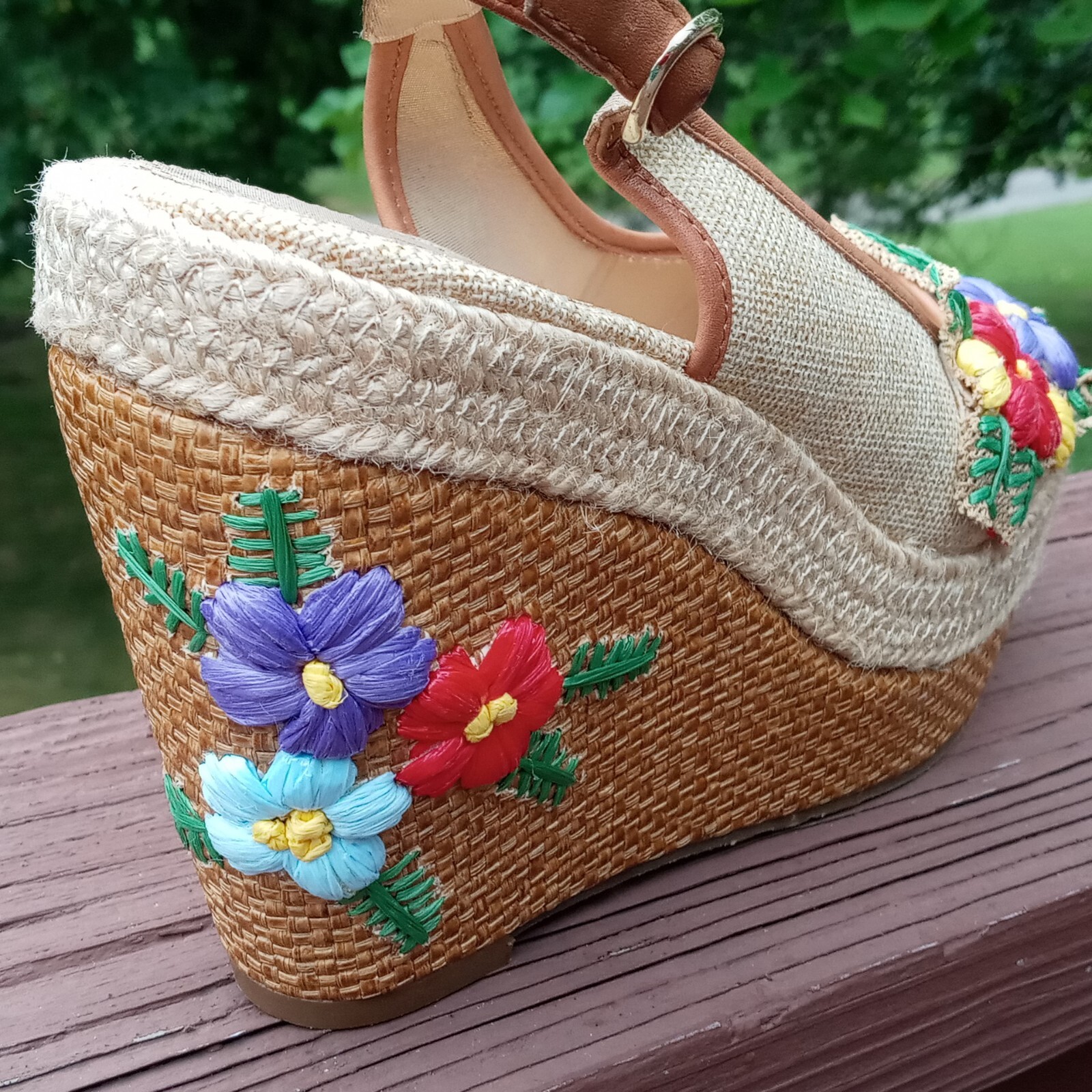 Poetic Licence 8.5 Sandals Natural Petal Pusher Floral Fabric Leather Wedge Shoe