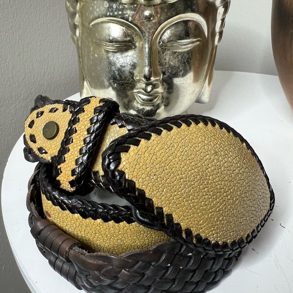 The Divine Tribe NYC VINTAGE belt medium