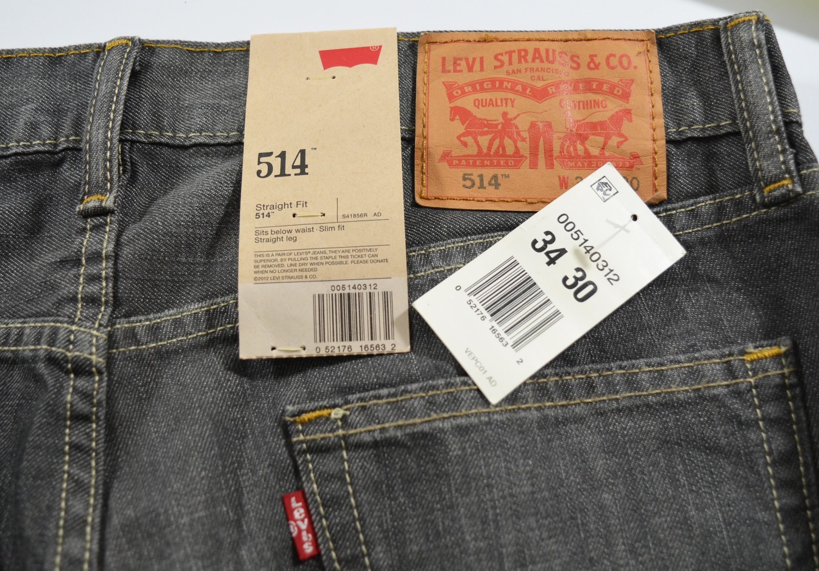 NWT Levi’s 514 Straight Fit Men’s Gray Denim Jeans 34 x 30