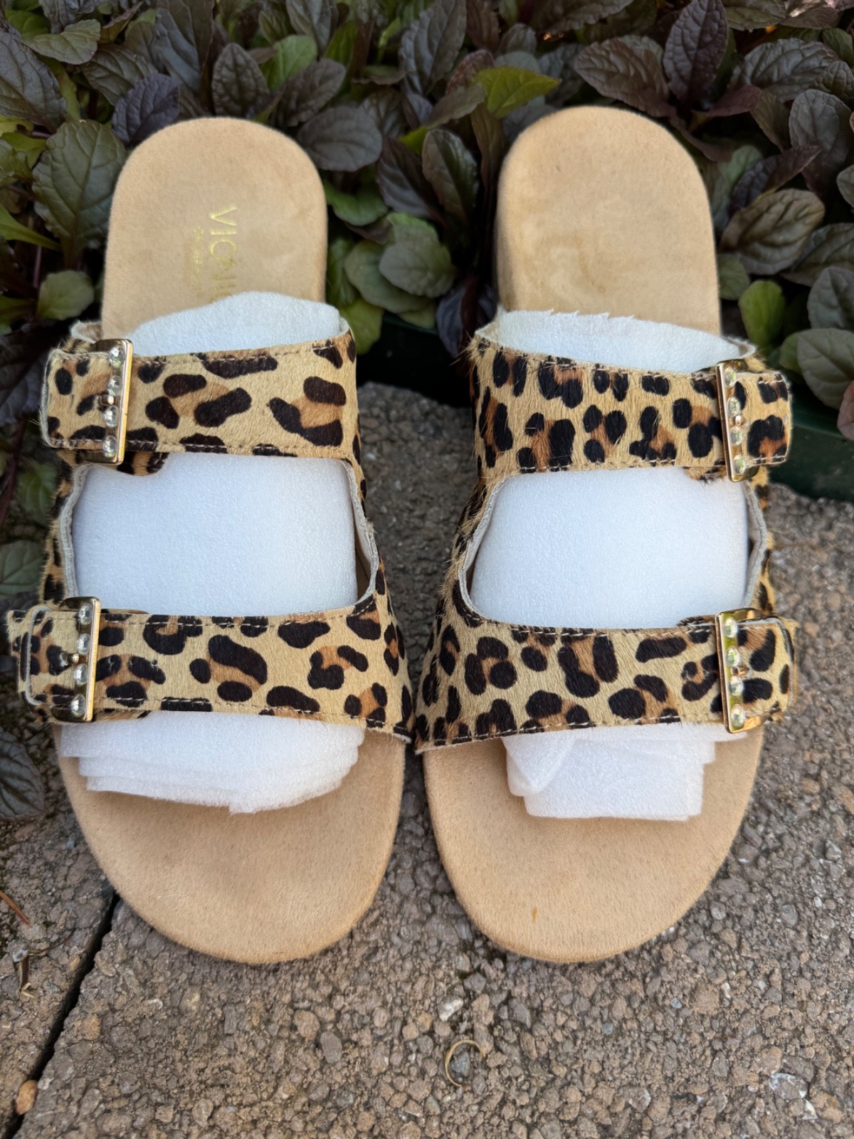 Vionic Calf Hair Leopard Sandals – Pre-Owned