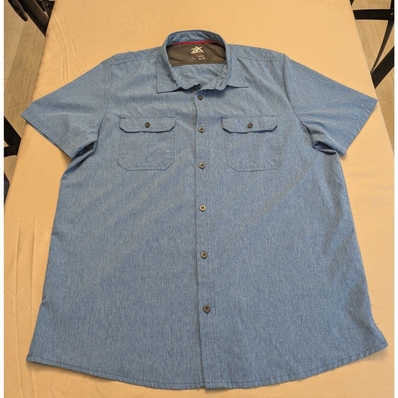 Zeroxposur Blue Short Sleeve Performance Button Up Athletic Shirt Men’s XL