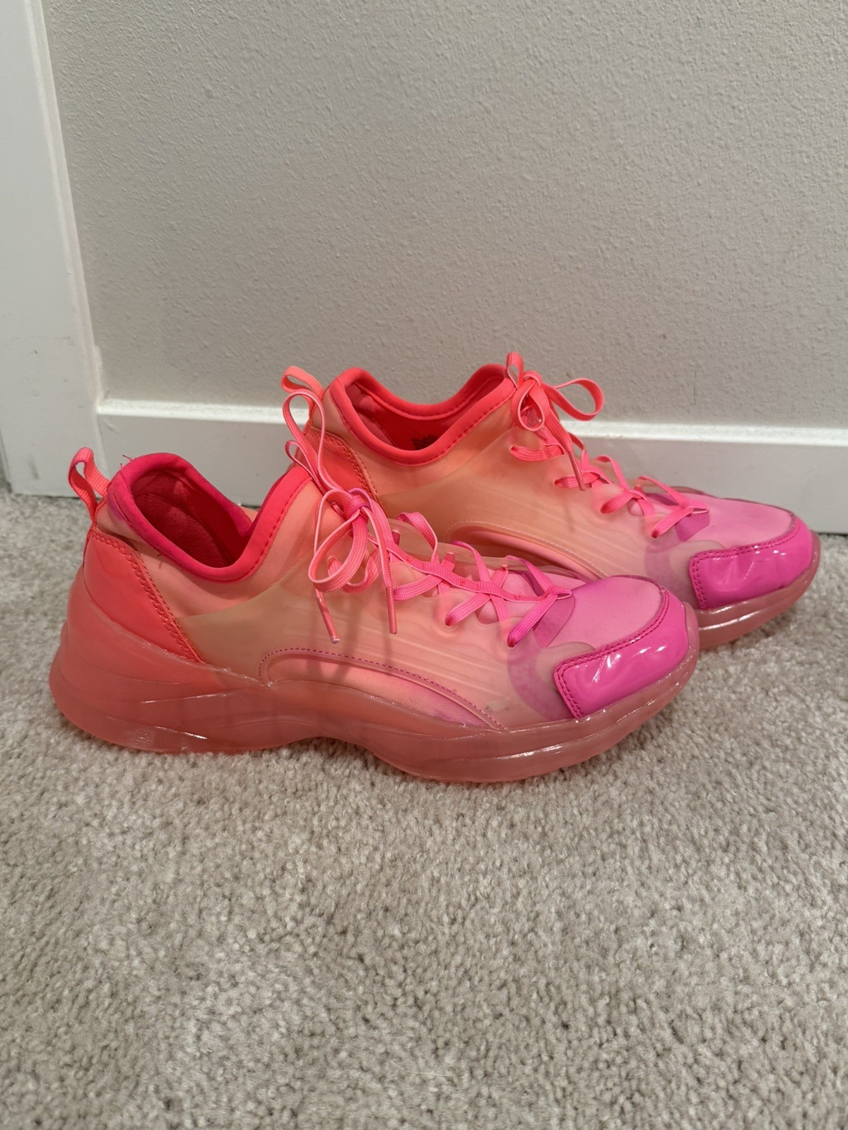 Guess Textile Synthetic Rubber Pink Women’s Sneakers Size 8.5