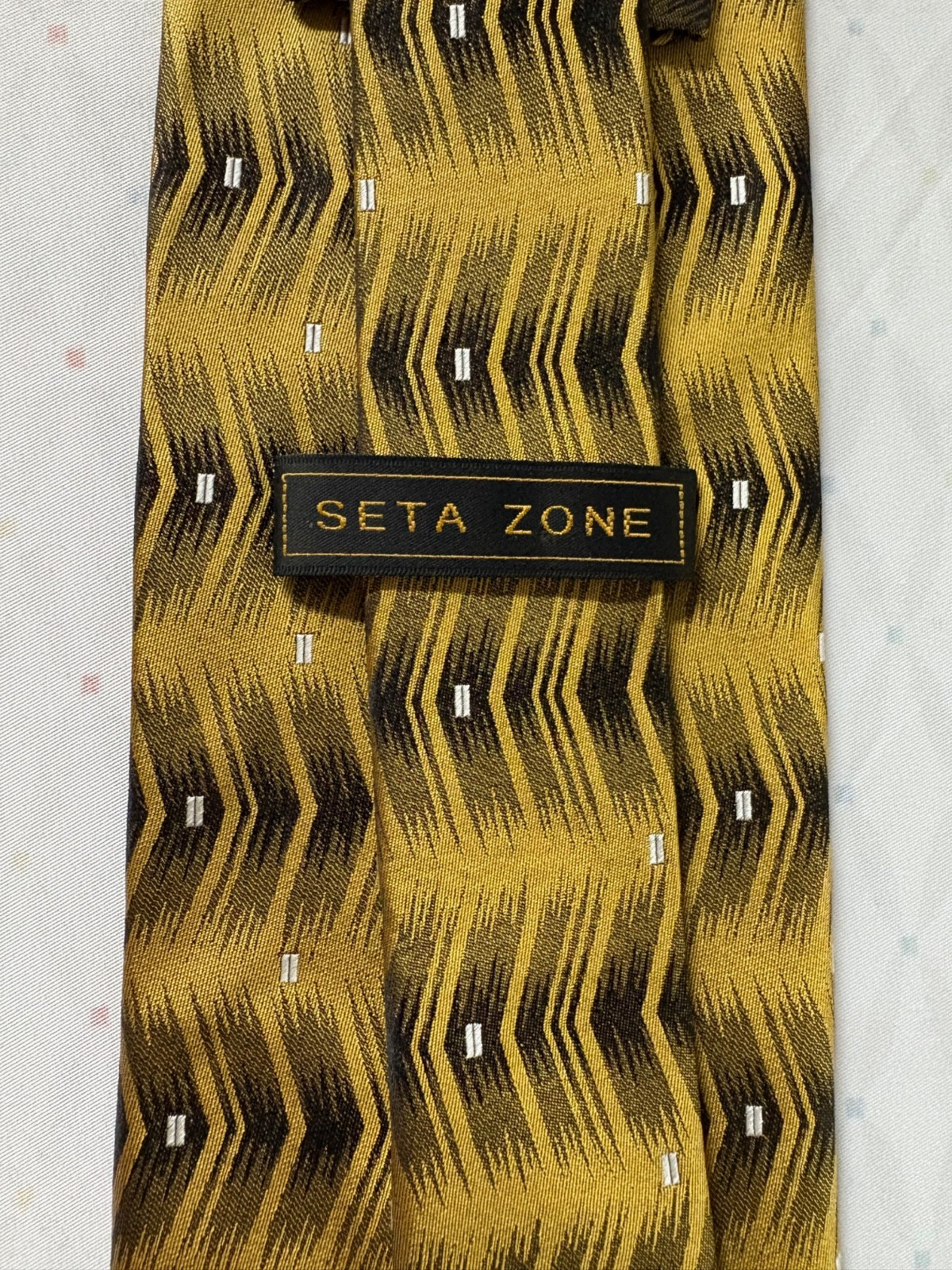 SETA ZONE Mens 100% Silk Neck Tie Classic 57-60 Width 4″ Gold / Black
