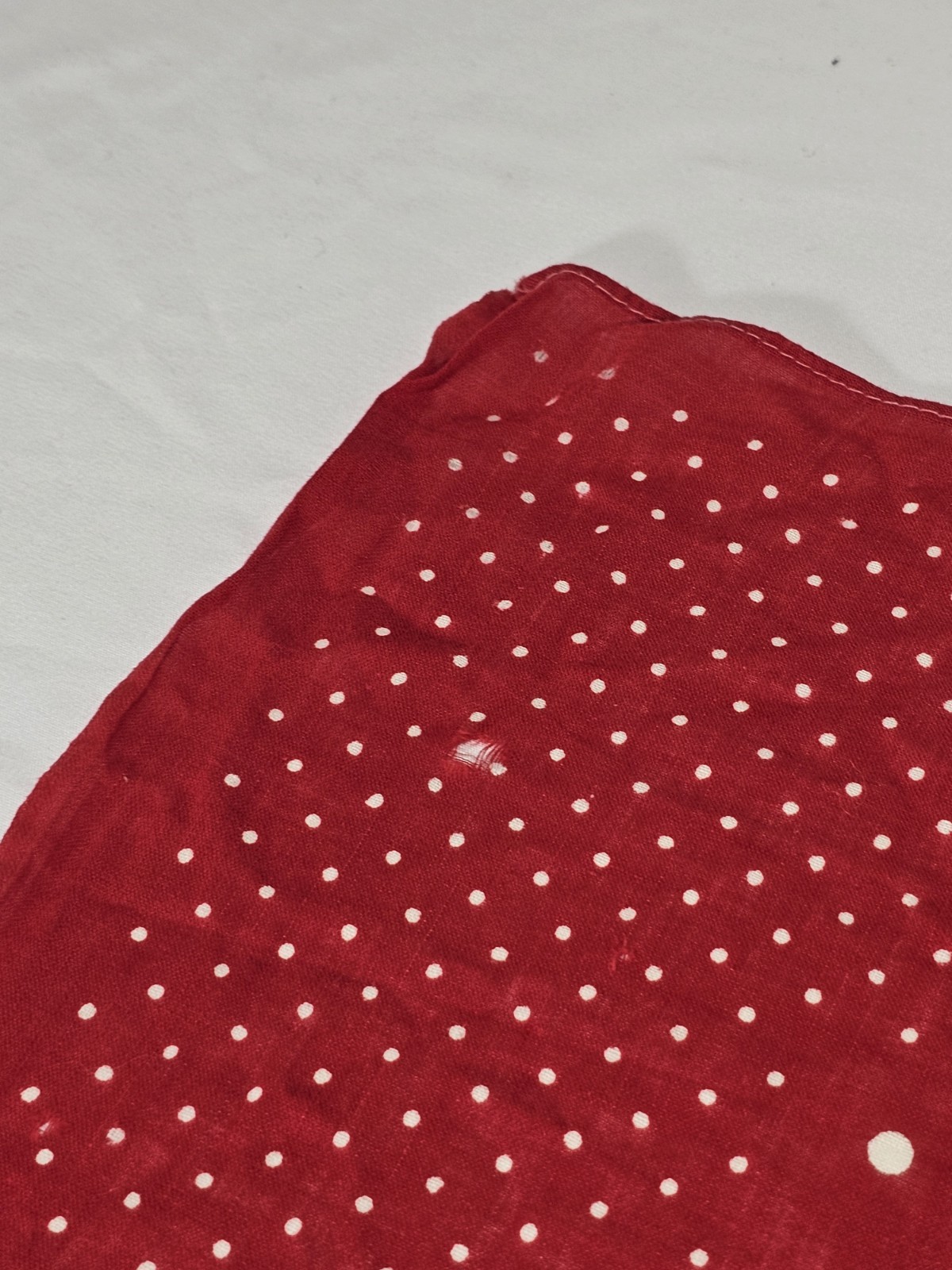 Vintage Fast Color Elephant Trunk Down Red Polka Dot Scarf Bandana 15″ x 16″