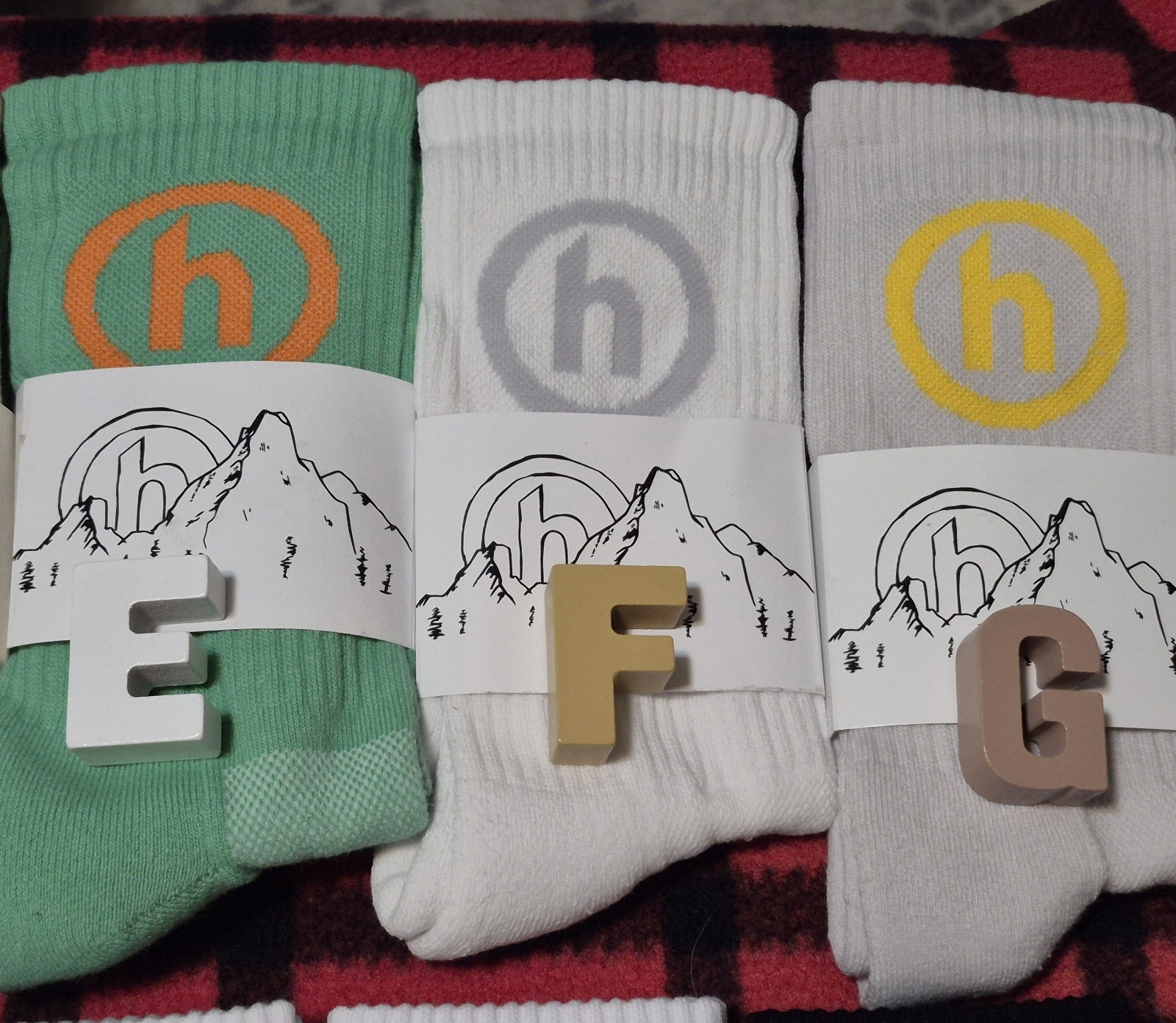 HIDDEN NY SOCKS USA JAPAN NEEDLES BUY 1 OR MORE WITH VOLUME SHIP!