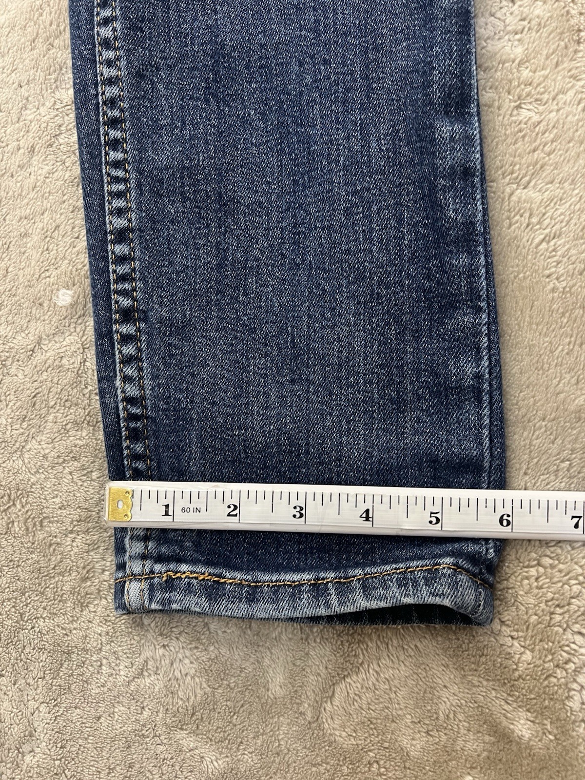 Levi’s 519 Men’s Size W36/ L32 US High Rise Straight Leg Skinny Jeans Blue