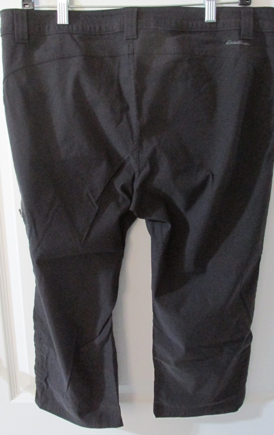 Eddie Bauer Pants Women’s Sz 14 Black Stretch Capri w/Adjustable Bottom