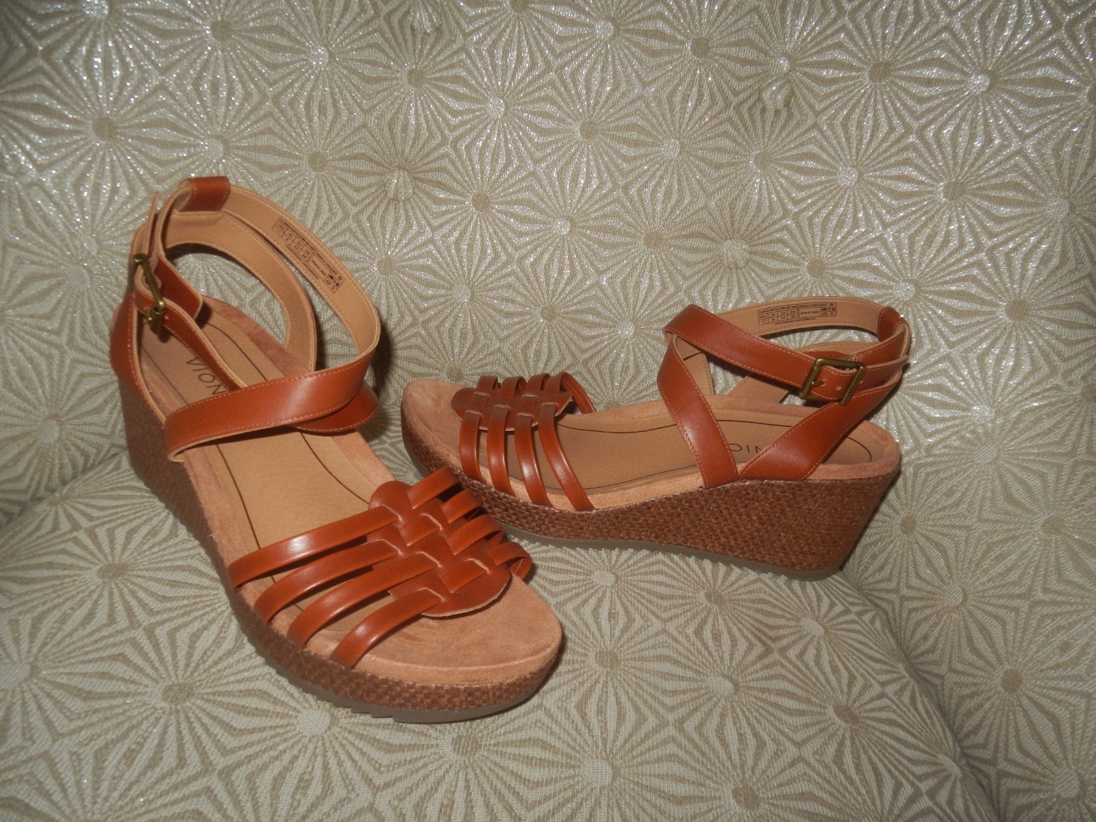 VIONIC Clarissa Raffia Women’s Brown Leather 3″ Wedge Sandals 11M $125. NWOB