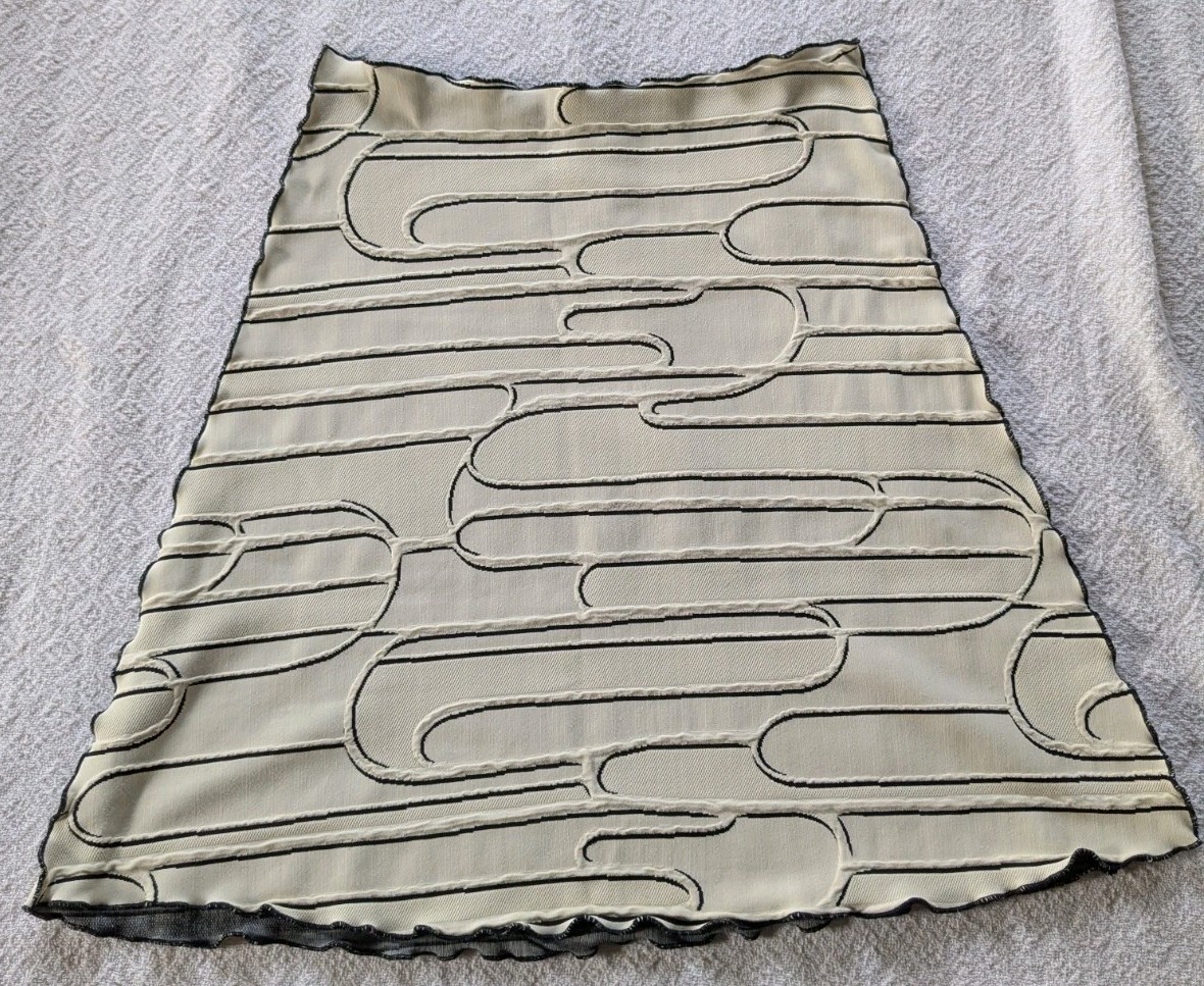 Haystacks Cream & Black Swirl Scalloped Bias Midi Skirt Women’s Medium
