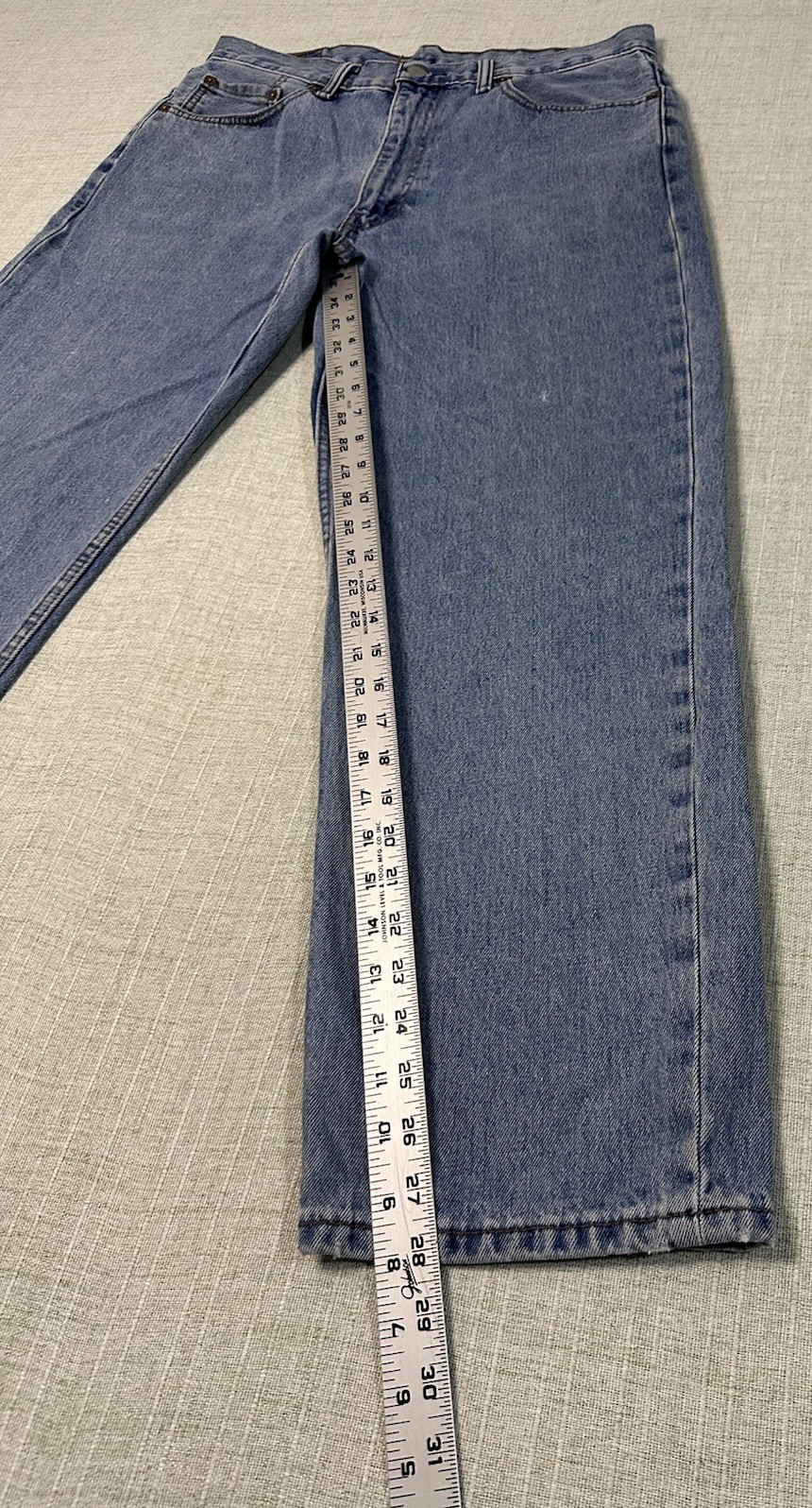 Levi’s 550 Relaxed Fit Medium Blue 100% Cotton Denim Jeans Men’s 36X30