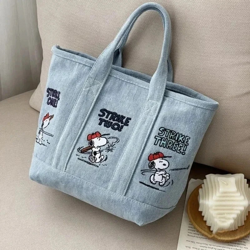 Cartoon Snoopy Embroidered Canvas Bag: Large Capacity, Portable, Handheld*