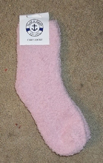 NWT 1 Pair Fuzzy Fluffy Socks by Yacht & Smith Add Prs $.75 Shipping Each NEW
