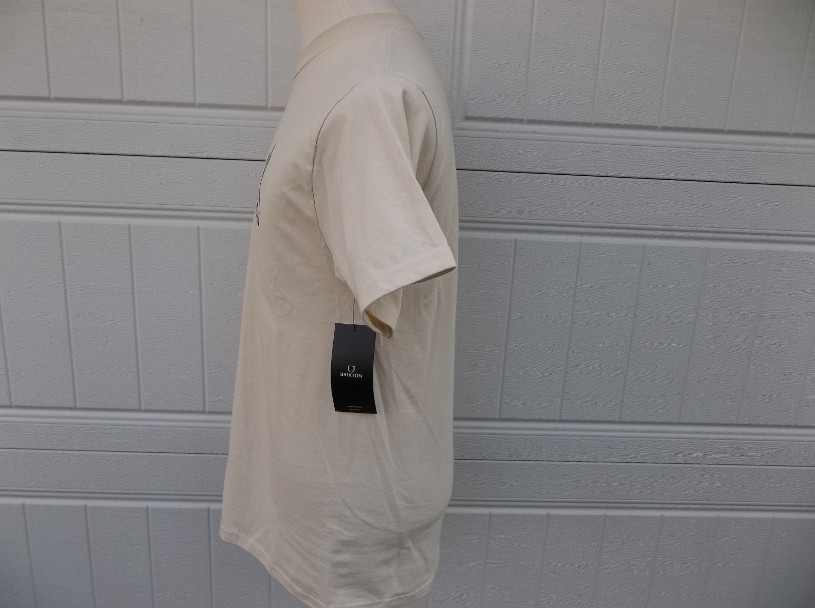 NWT MEN’S BRIXTON KESLO STANDARD TEE SHIRT.MEDIUM.BRAND NEW FOR 2026.
