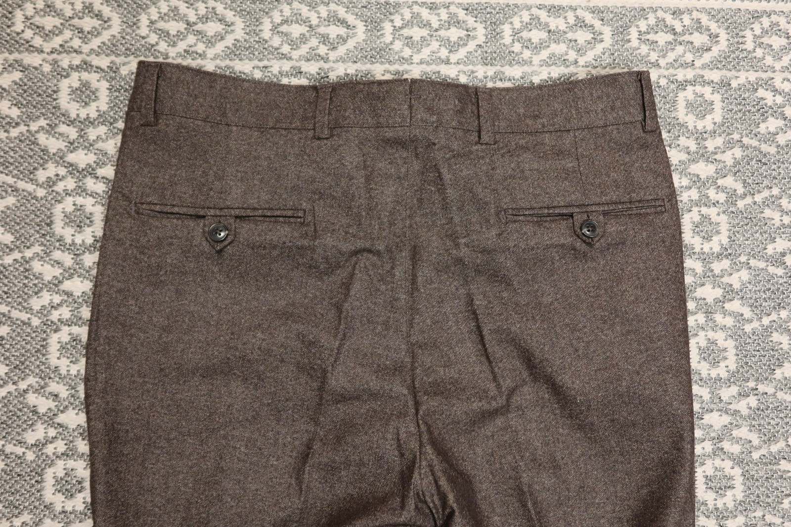 $295 Joseph Abboud Men’s Modern Fit Dress Pants – Size 32 – Brown