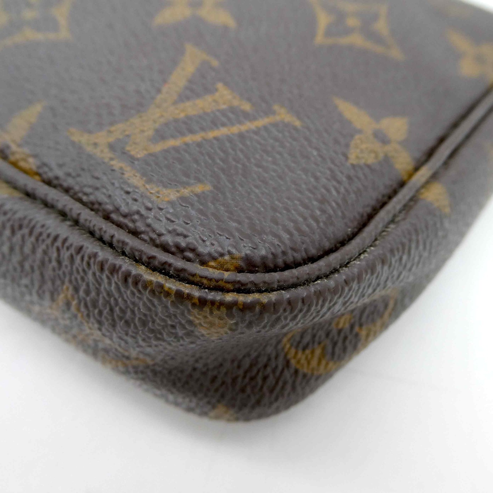 Louis Vuitton Pochette Accessoires Hand Bag PVC Leather M51980 Monogram 1119